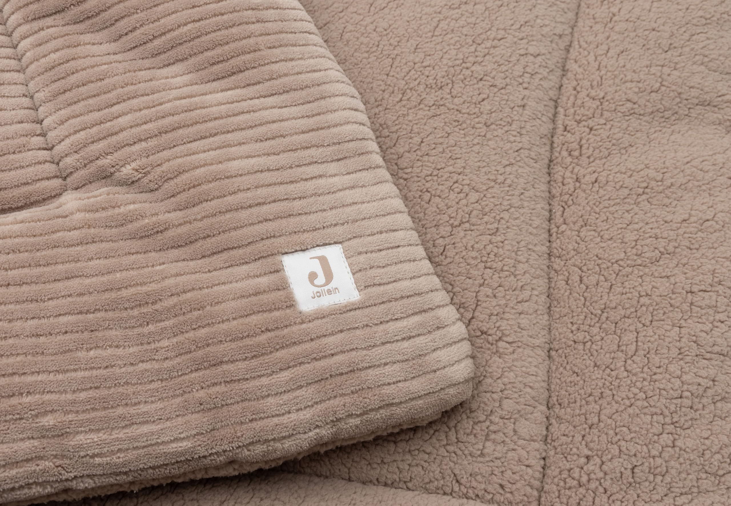 Jollein Tapis de Jeu Bébé - Cloudy Rib - Milky Coffee - Pour Parc Bébé - 75x95 cm - Certifiée OEKO-TEX - Tapis d’Éveil