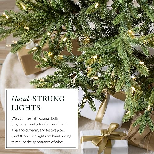 Miniatura 4 de Balsam Hill Árbol de Navidad alpino preiluminado de 7 pies  Árbol de Navidad artificial disperso con 300 luces LED transparentes, ramas de alambre