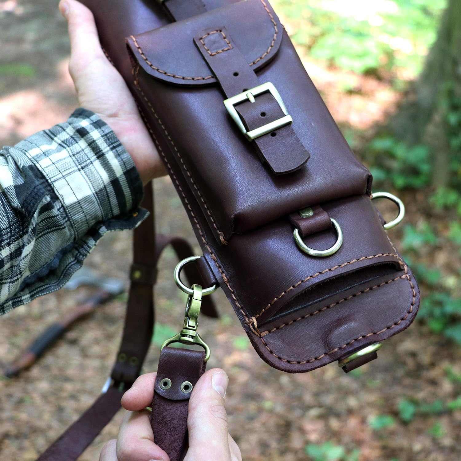Shoulder Leather Case for Axe Handmade, Leather Backpack for Axe Case, Medium Big Axe Holder, Axe Carry Case, Bushcraft Bag for Axe Accessories, Axe Harness