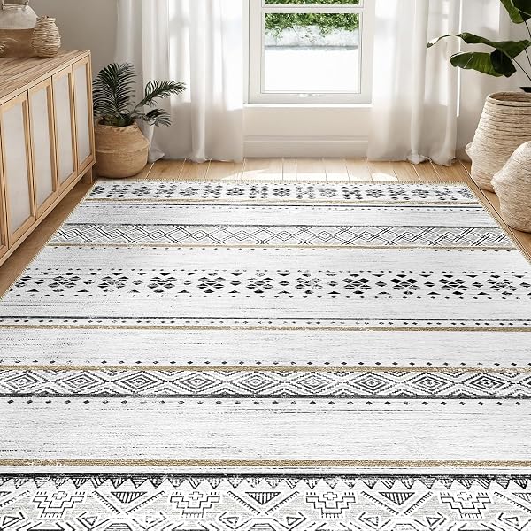 Moroccan Geometric Neutral Farmhouse Rug