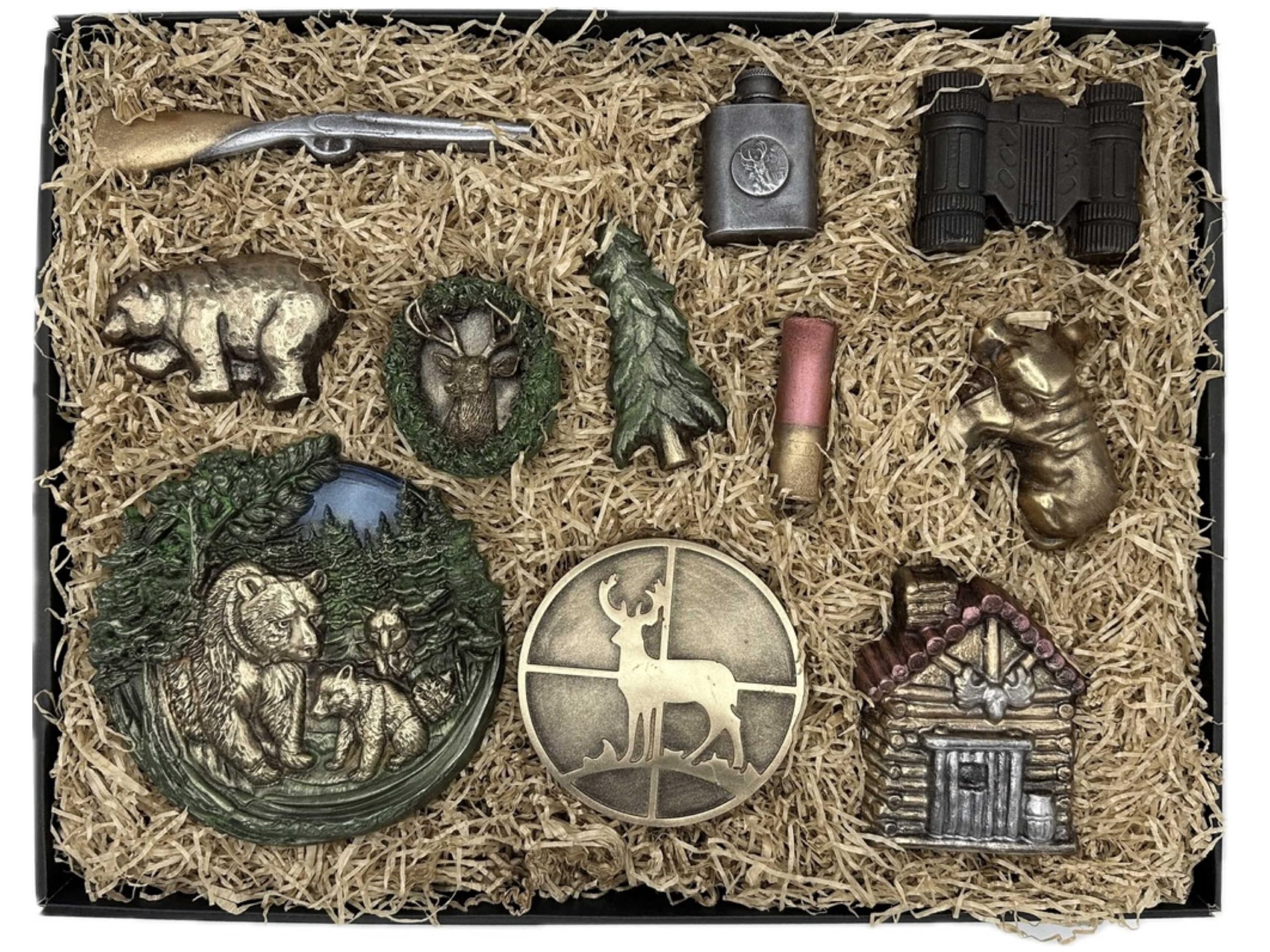 Luxus Schokolade Geschenk für Jäger - Exklusives Jagd Geschenkset in edler schwarzer Box mit roter Schleife - Handgemachte Zartbitterschokolade 60% Kakao - Jagd Deko & Präsent für Männer & Opa