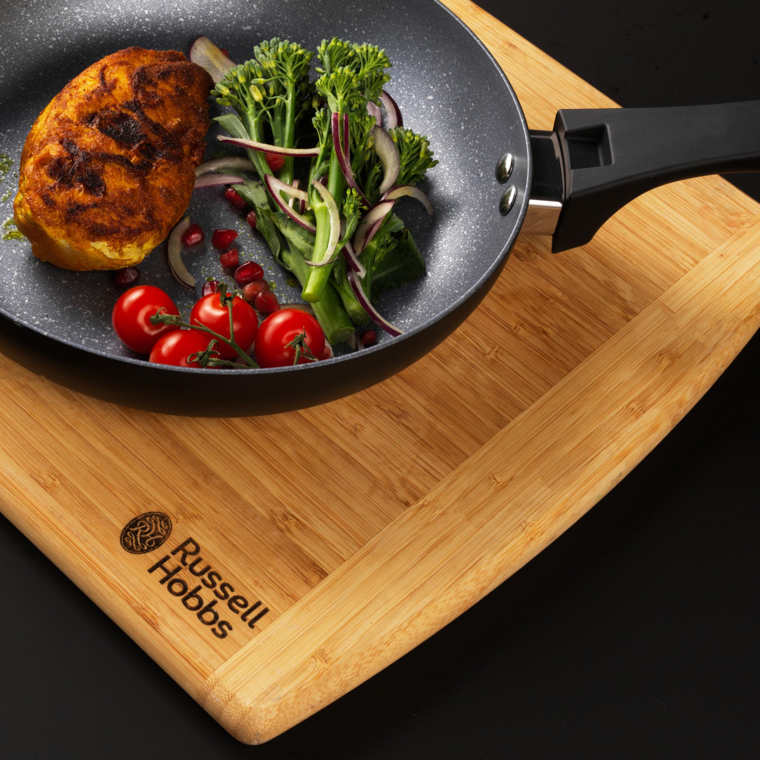 Russell Hobbs RH01840 stapelbares 4-teiliges Pfannenset, antihaft 24cm-Kochtopf, Wok, Bratpfanne und universeller Glasdeckel, PFOA-frei, Batch Cooking, platzsparend, Ausgießlippe, Induktion