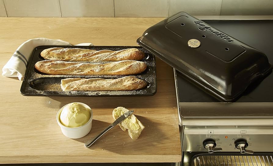 Amazon.com: Emile Henry Baguette Baker | Charcoal
