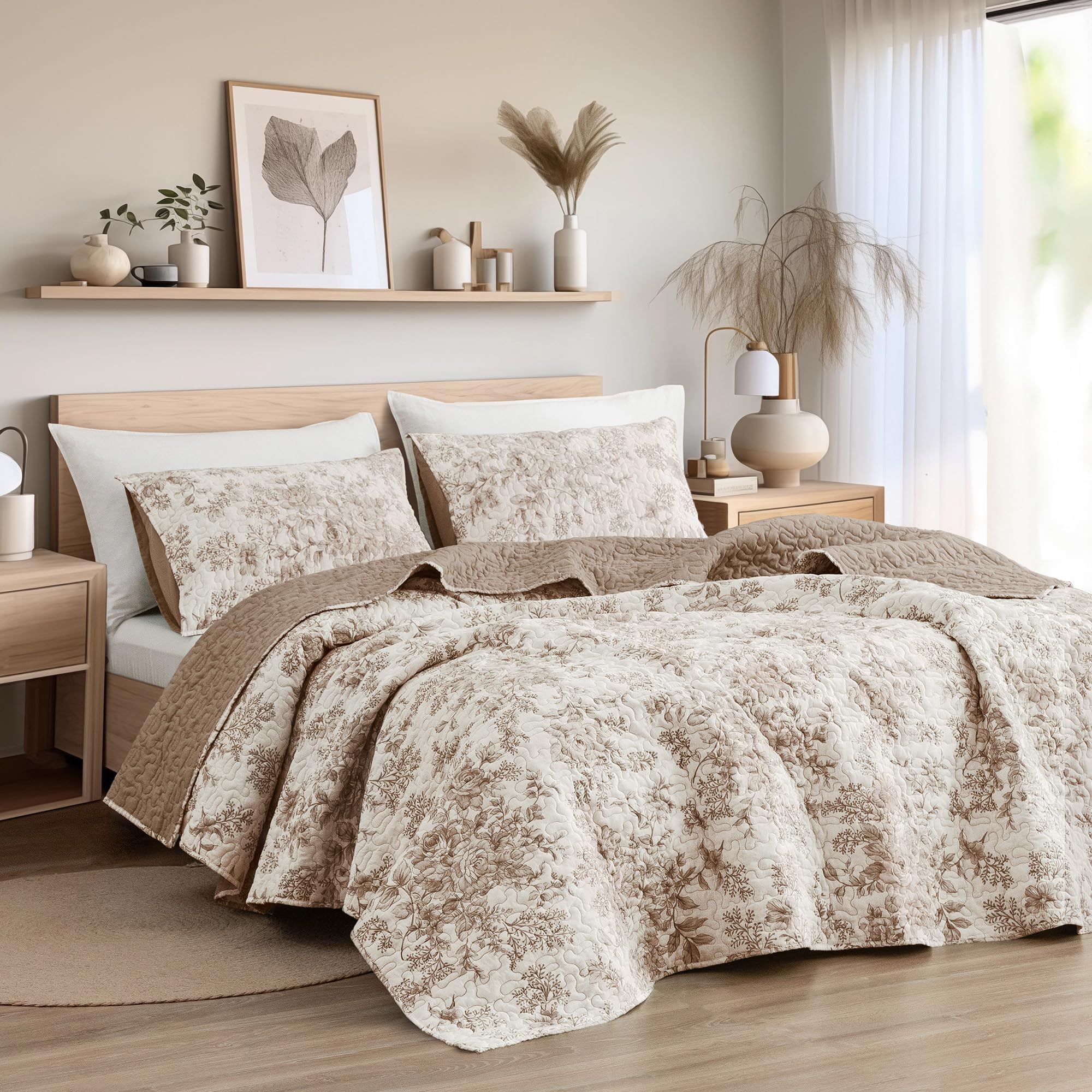 SHALALA Floral Quilt Queen Size,Cotton Quilt Bedding Set for Queen Bed,Lightweight Taupe&White Bed Cover,3pcs Soft Printed Bedspread and Coverlet for All Season(90"x90",Taupe&White)
