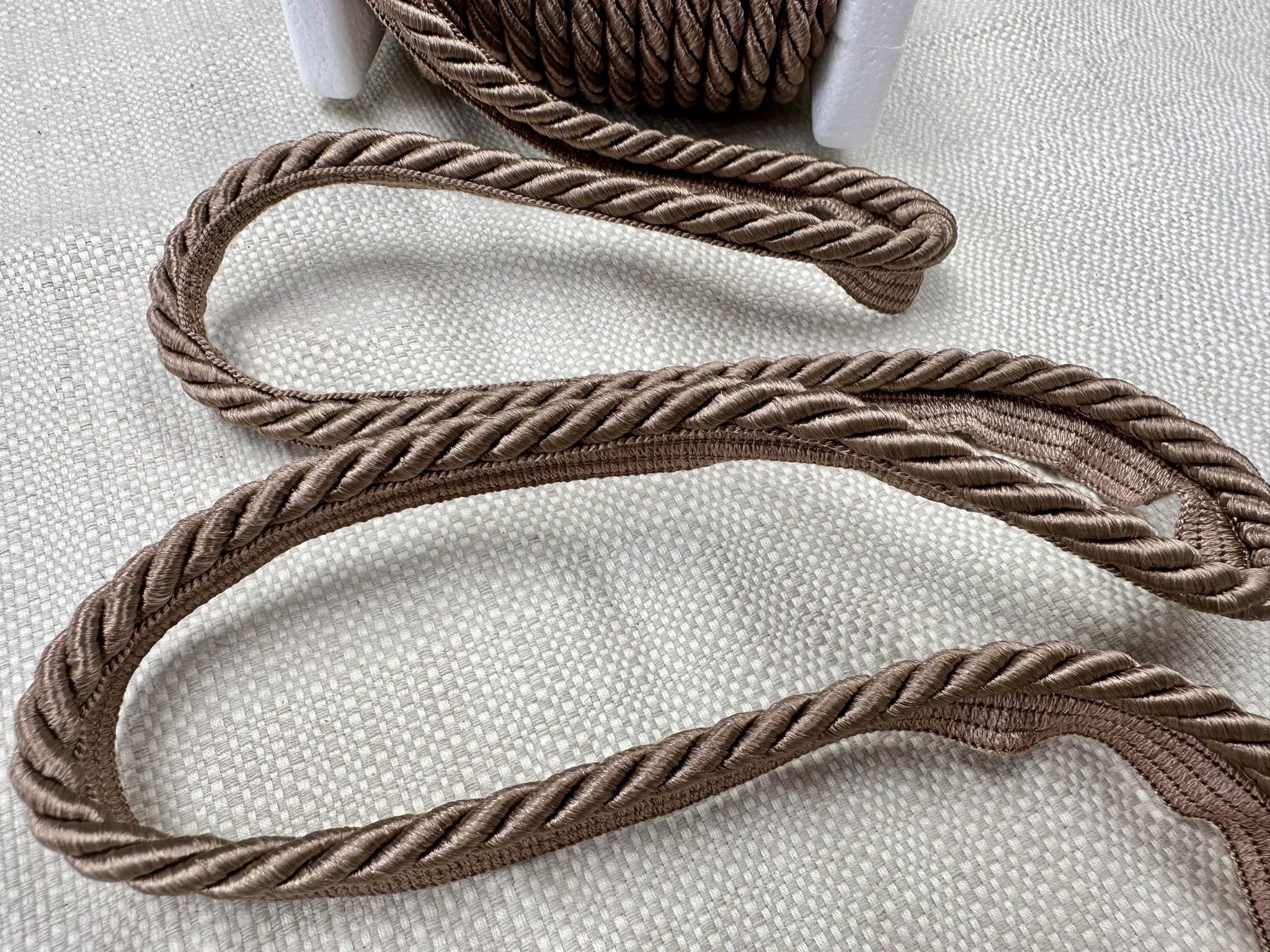 Flanged Piping Cord Twisted Rope Trim Home Decor Pillow Cushion Curtains Edge Trimming Upholstery - 7mm Wide - 5 Metres โ Dark Beige #710 โ image 1