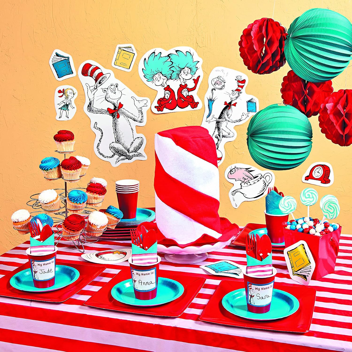 Fun Express 100 feet x 40 inch Red & White Striped Plastic Tablecloth Roll for Carnival, Patriotic, Party & Event Supplies