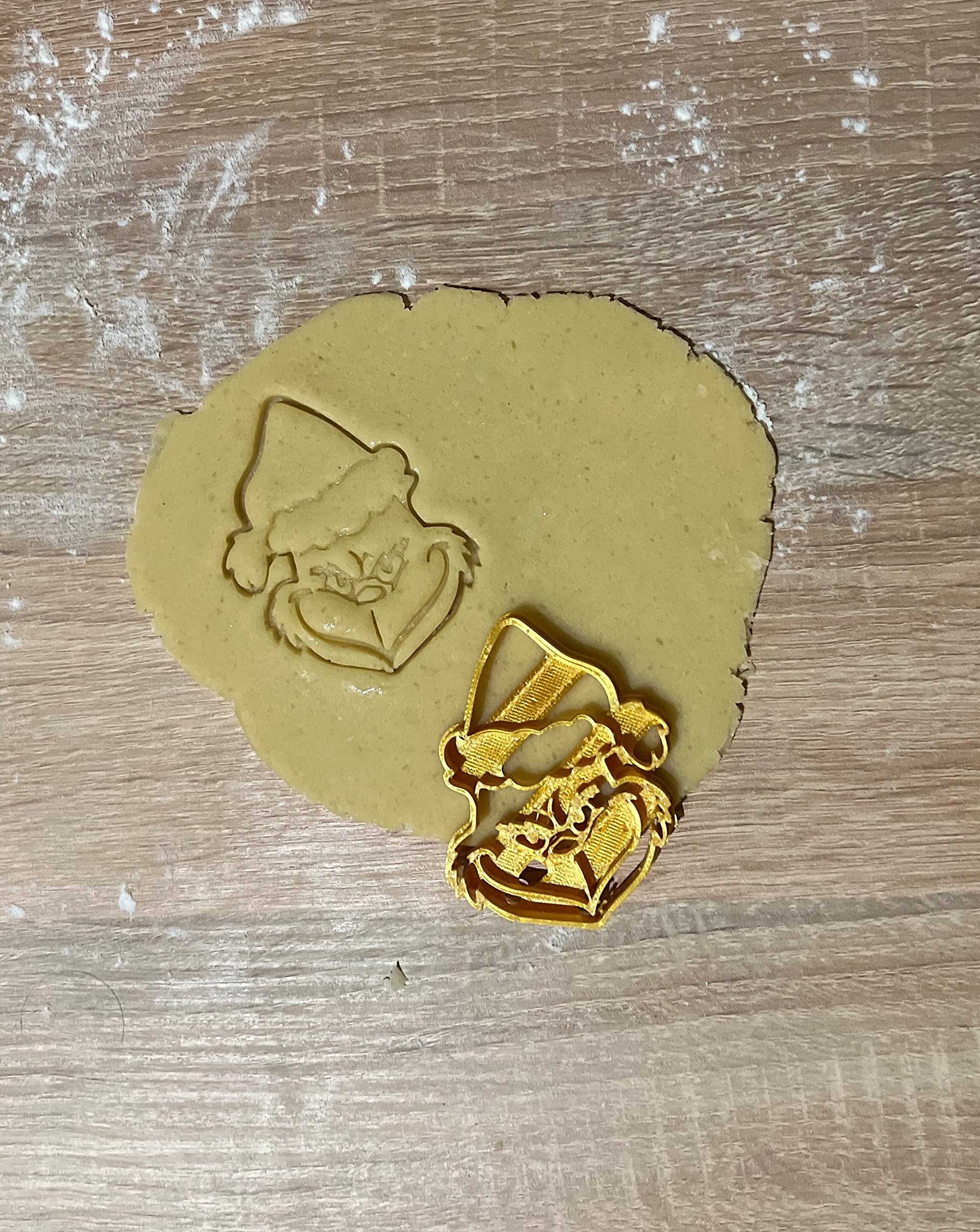 Generisch Grinch Weihnachten Keksausstecher, 1 Stück, ca.7,5 x 6cm Küche, Haushalt & Wohnen