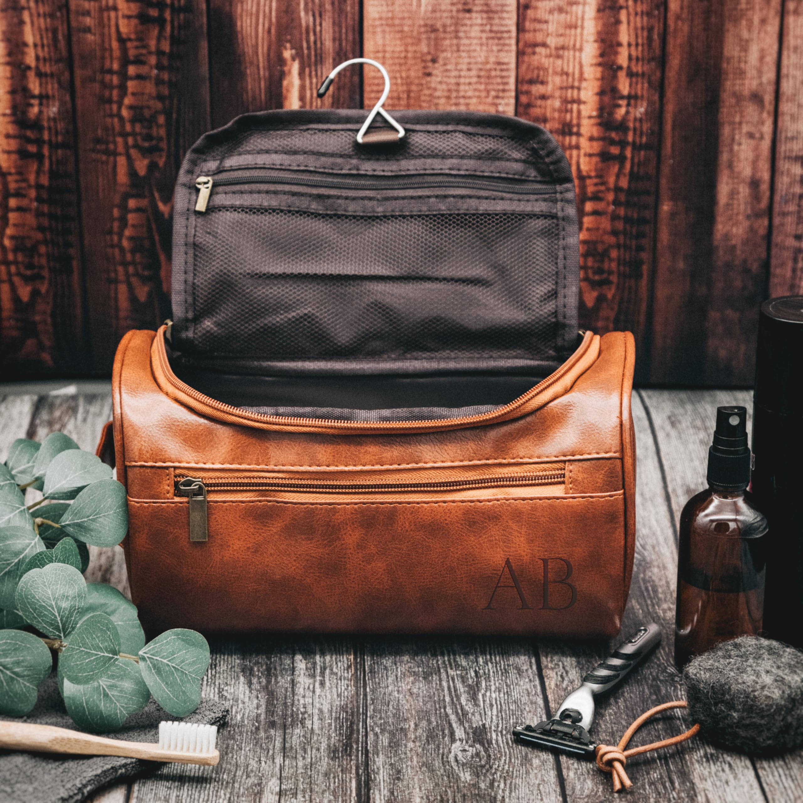Kulturtasche personalisiert, Kulturbeutel für Männer mit Namen, Geschenke für Papa Vatertag, Necessaire Leder mit Wunschnamen (Initialen)