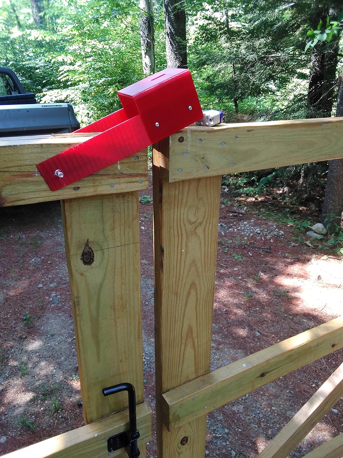 Throw Over Gate Latch, 4" (Perfect Gift)