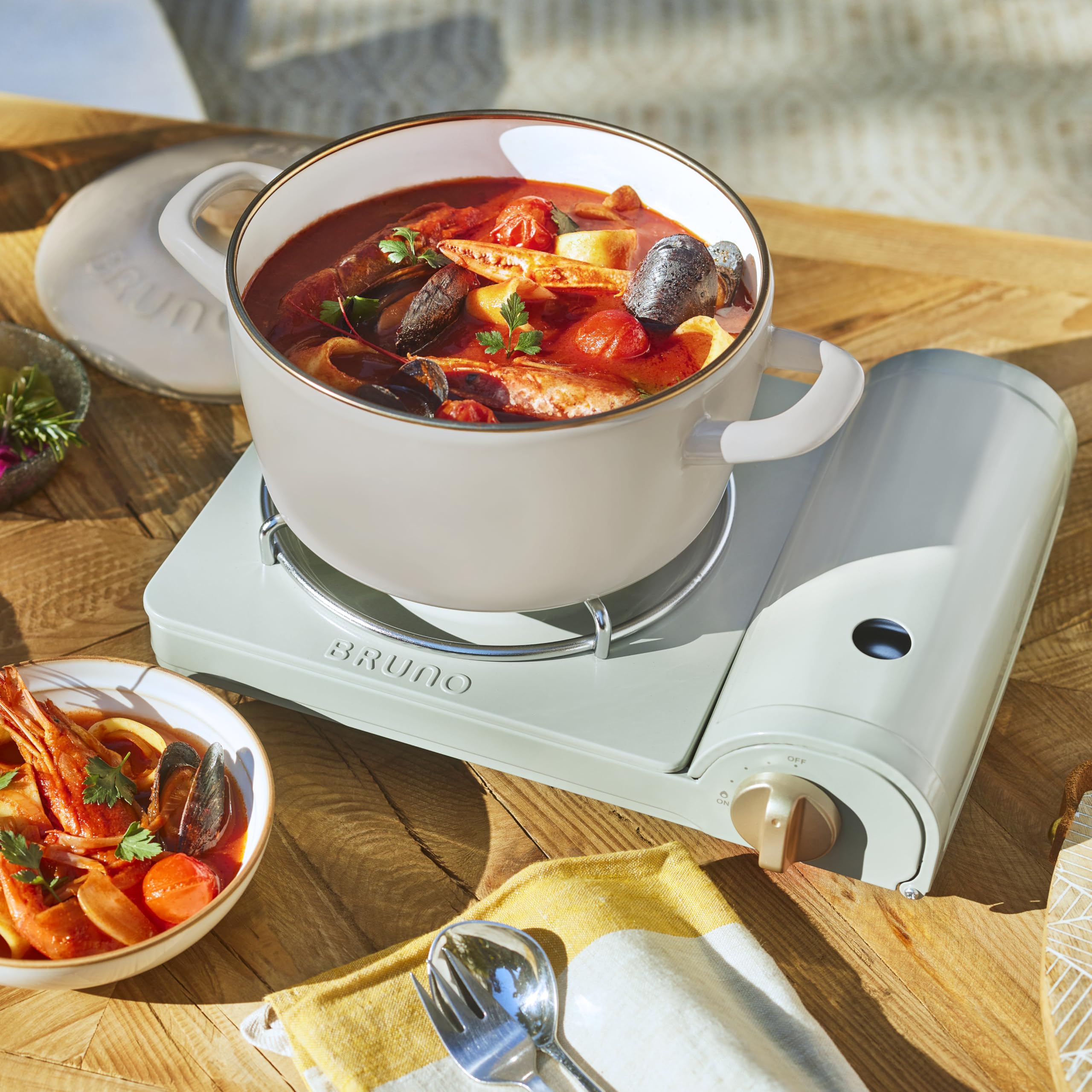 Amazon | [ブルーノ] 富士ホーロー 両手鍋 20cm BHK280 【6760926