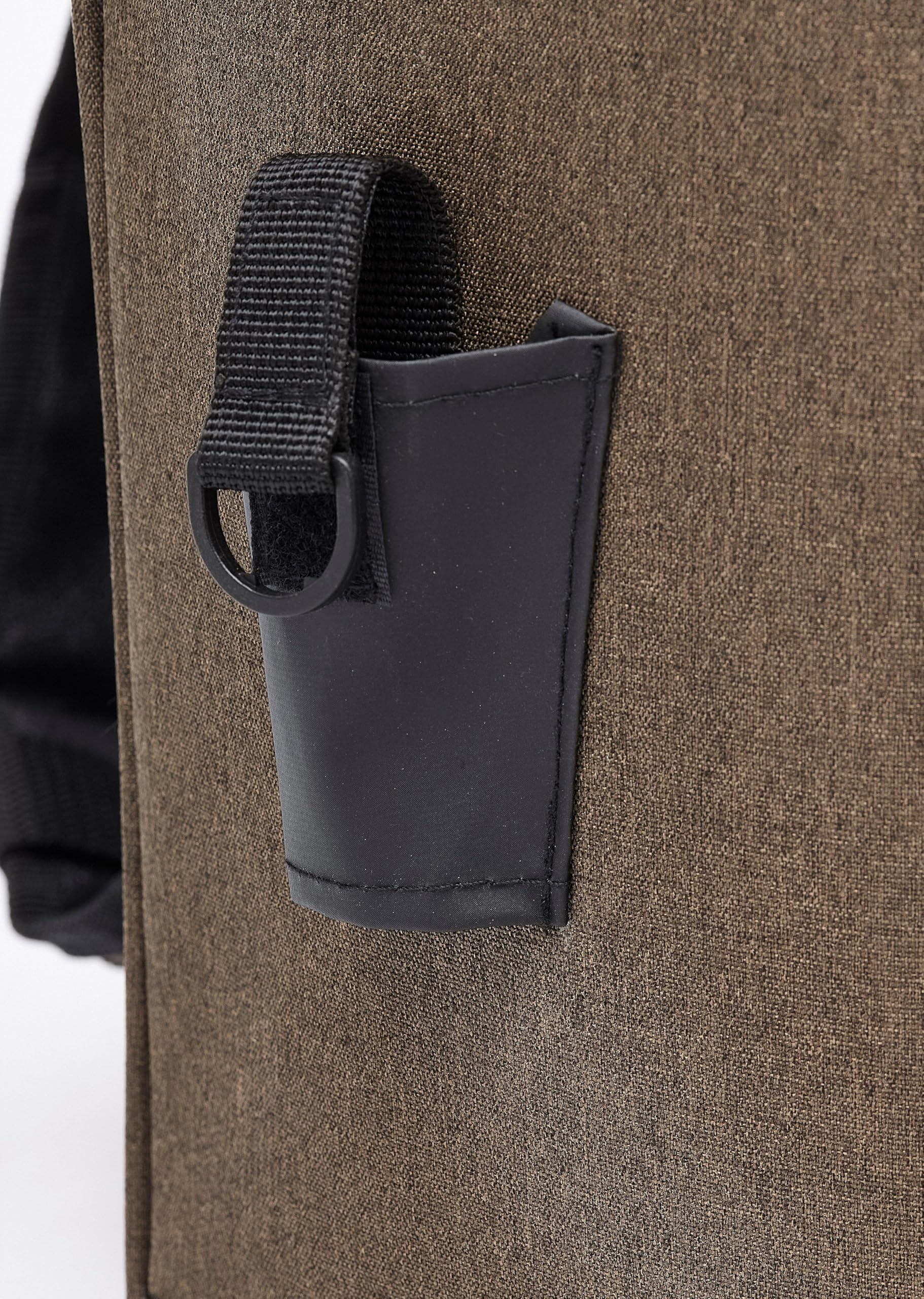Savage Gear Specialist Soft Köder Tasche - Leichte Angeltasche für Mobile Angler - Inklusive 5B Köderbox, UV-geschützter Köderaufbewahrung - Ideal für das Angeln am Ufer oder am Ufer 10L