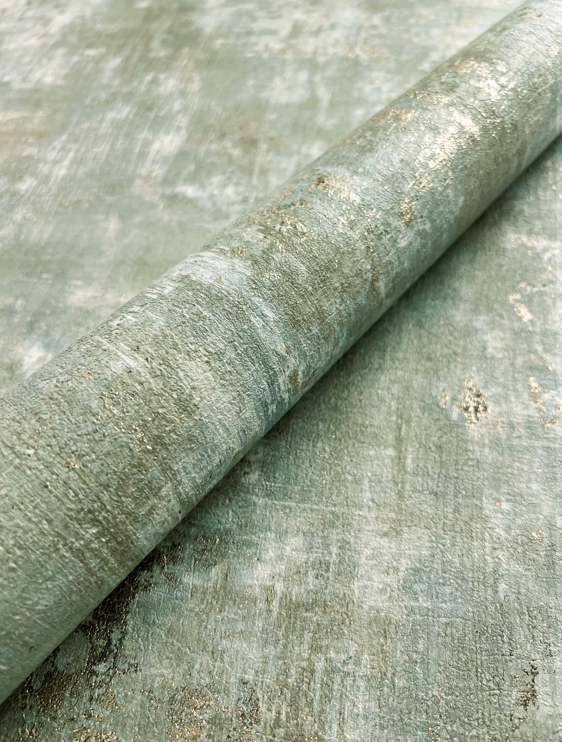 Newroom papel pintado verde efecto yeso metalizado salón | estuco envejecido con partículas doradas brillantes, tono salvia tornasolado, decoración boho natural, dormitorio, recibidor