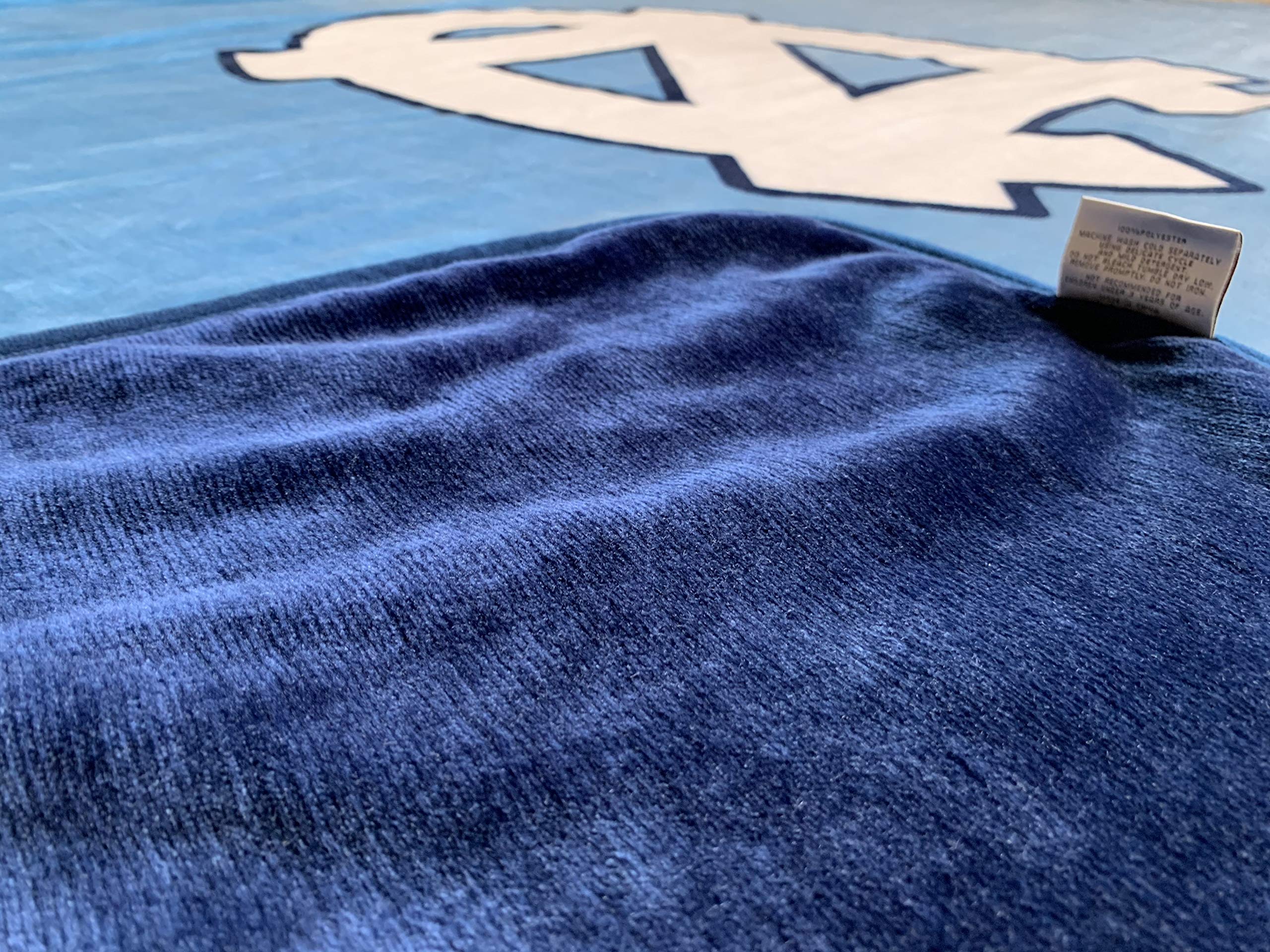 UNC Tar Heels Plush Fleece Blanket - Extra Large 60x80 Inches For Queen Or Twin XL Beds