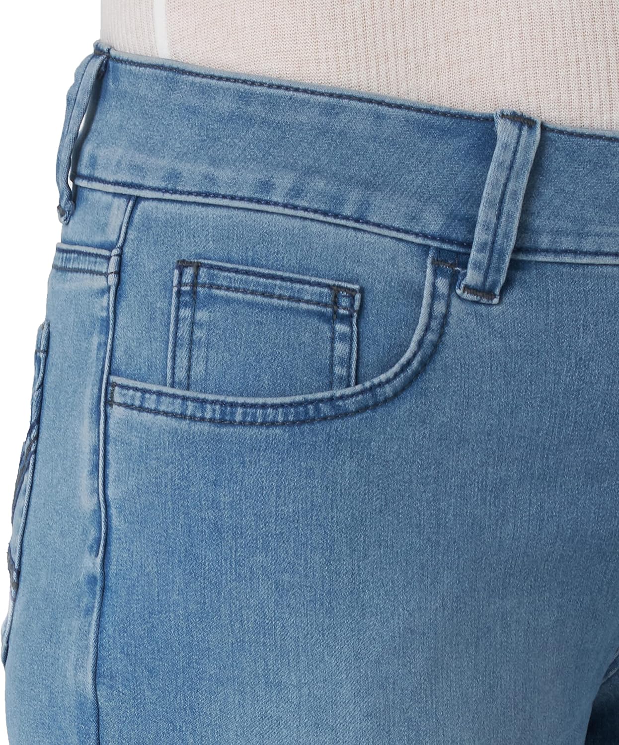 Riders by Lee Indigo Women's Ultra Soft Denim Capri 6 Sky