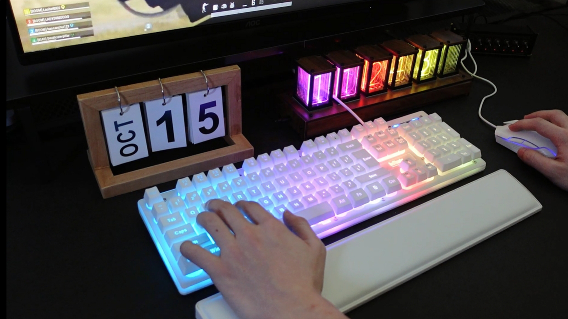 RedThunder K10 Gaming-Tastatur & Maus Set – RGB-Beleuchtung, AZERTY Layout, Handgelenkauflage, 7200 DPI Maus