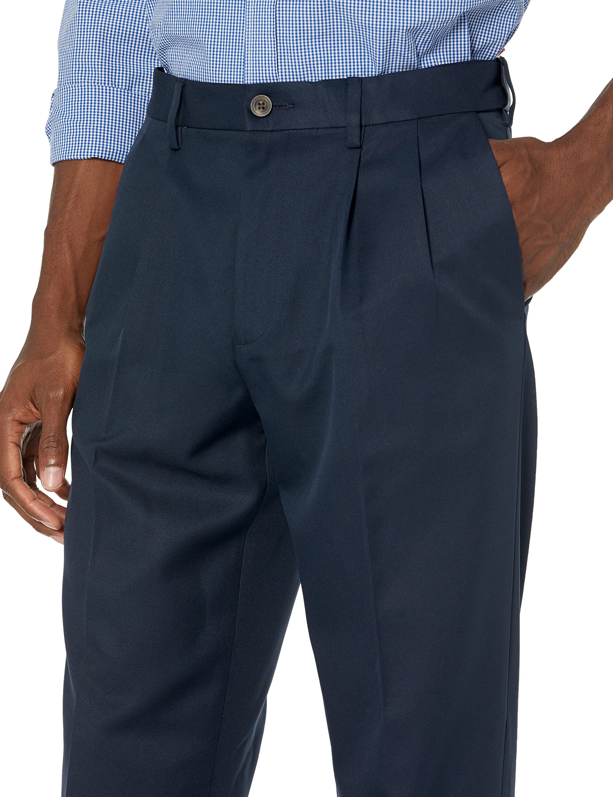 Amazon Essentials Homme Pantalon Habillé à Pinces à Taille Ajustable Coupe Classique