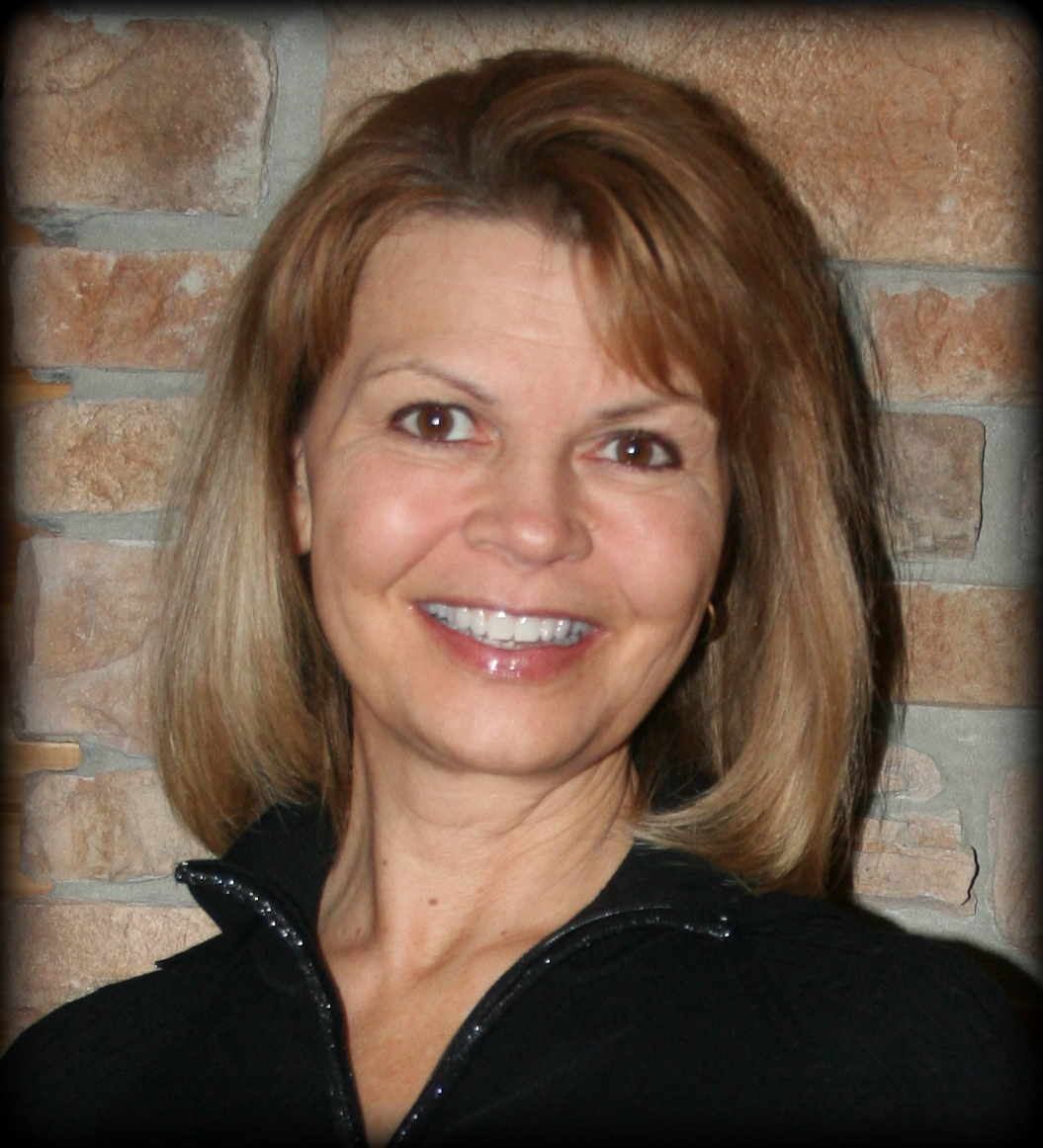 Kelly Andrews's Instagram, Twitter & Facebook on IDCrawl