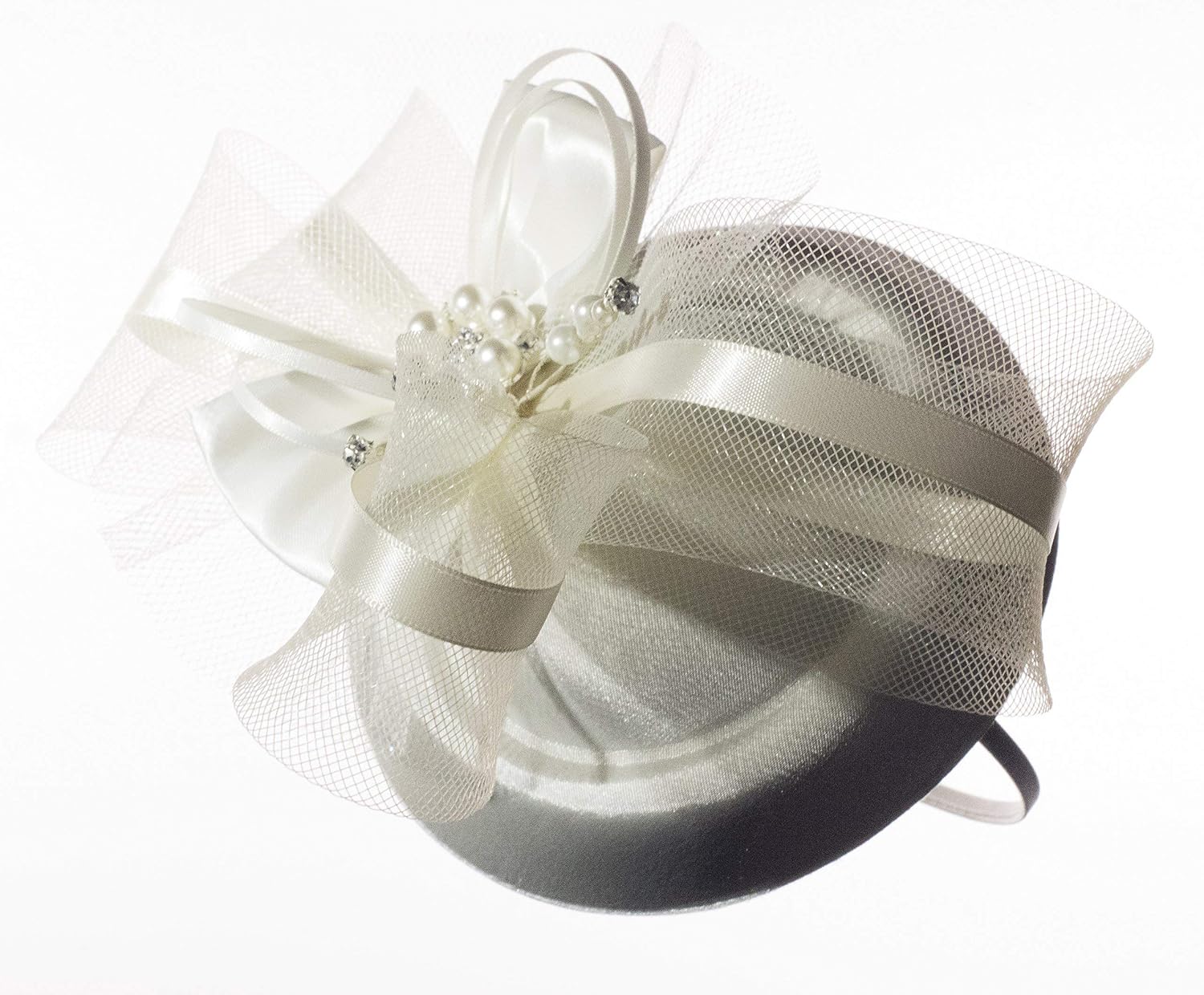 pearl Bridal hatinator fascinator 