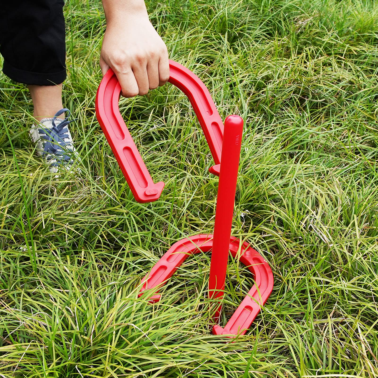 Outdoor Indoor Rubber Horseshoes Set Includes 4 Horseshoes,2 Pegs,2 Rubber Mats,2 Red Plastic dowels,Beach Games Perfect for Tailgating,Camping,Backyard,Fun for Kids Adults (Blue&red)