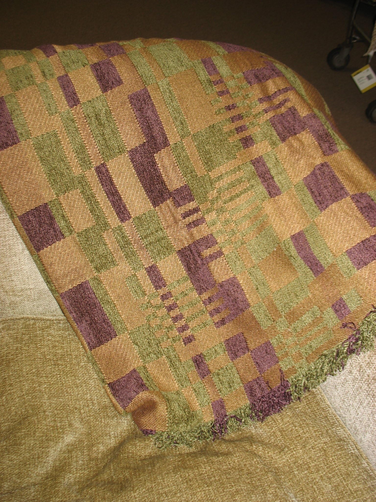 Textillery Weavers Jacquard Throw JMOCO-PLKA