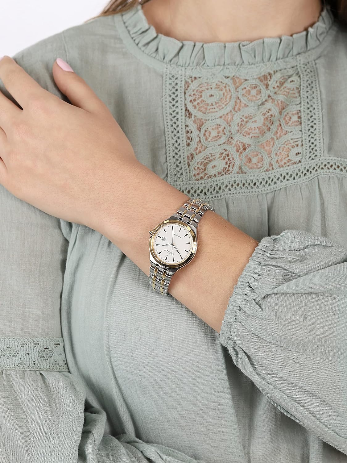 Citizen Orologio Analogico Solare da Donna con Cinturino in Acciaio Inox EW2494-89B Citizen Orologio Analogico Solare da Donna con Cinturino in Acciaio Inox EW2494-89B