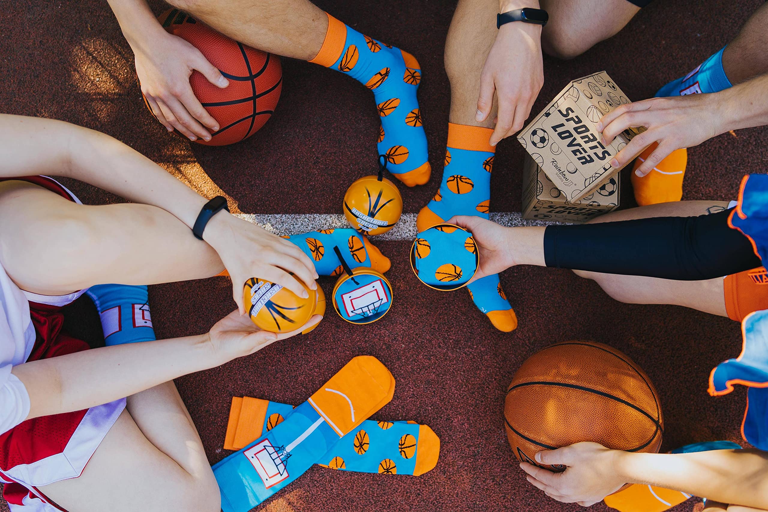 Rainbow Socks - Calzini Palla da basket - Regalo originale, gadget per un giocatore di basket, fan di basket, allenatore di gioco di squadra, sport - 2 paia di calzini lunghi da donna e da uomo