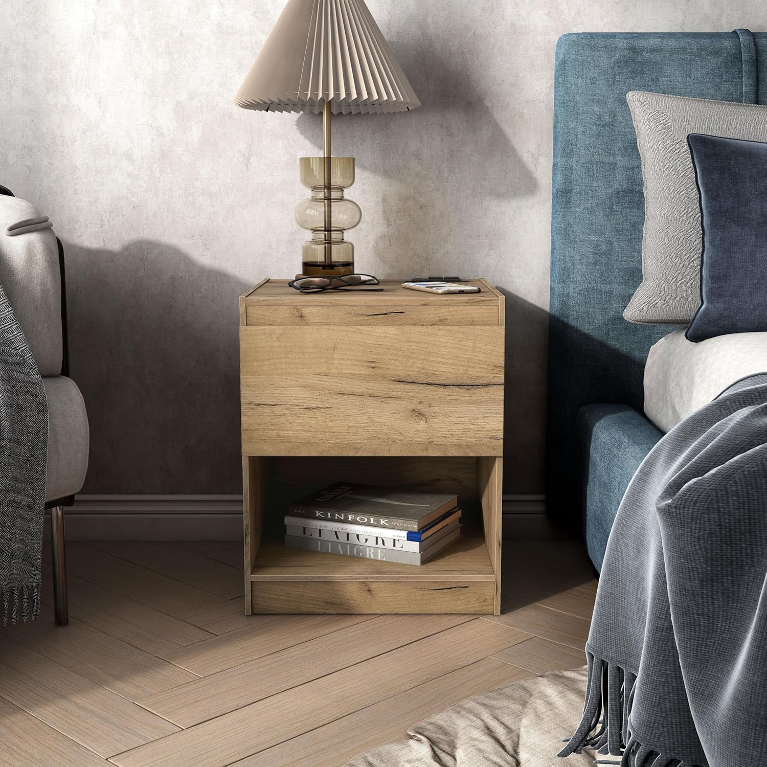 Furniture of America Rockton Transitional Wooden Nightstand with Charging Station, Drawer, and Open Shelf, Bedside Table Featuring Space to Storage Things for Room, Dorm, Bedroom, Light Oak