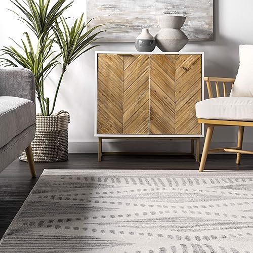 Miniatura 9 de nuLOOM Briggs - Alfombra tribal a rayas, 4 x 6, gris claro