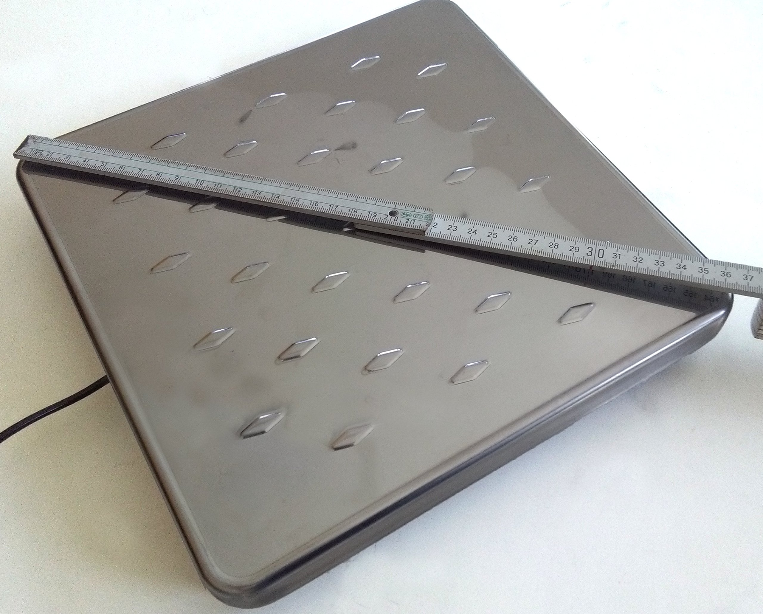 Pèse-colis Bluetooth Plate-forme LED 27 cm x 27 cm 100kg/200kg DJ-SA