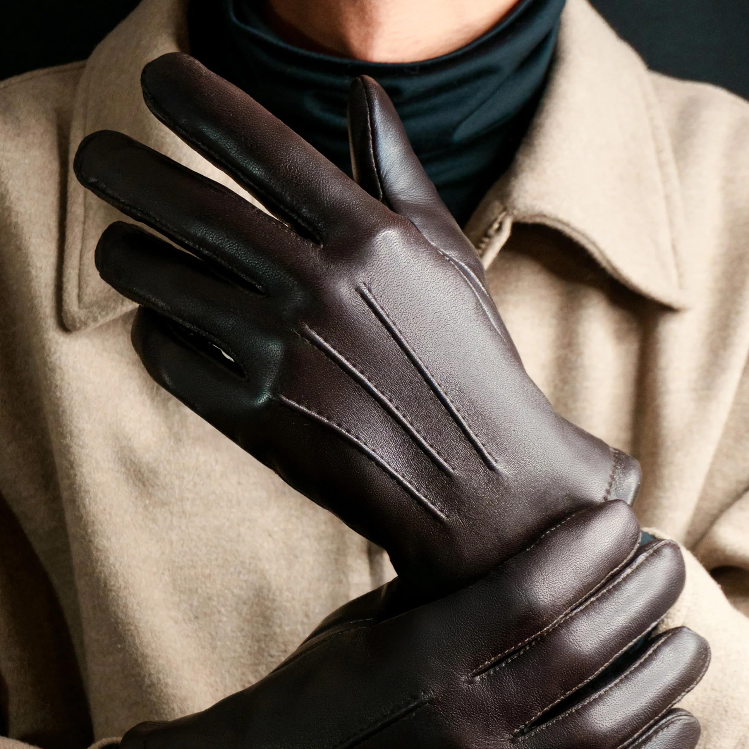 GLOVE STORY – Guanti da uomo in pelle di agnello, fodera calda 100% poliestere, stile elegante, morbidi e confortevoli, perfetti per l’inverno, lavorazione artigianale, blu profondo