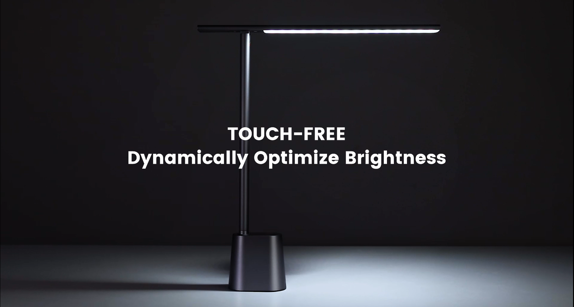 Video der demonstrerer automatisk dæmpning og farvetemperaturtilstande på Baseus Desk Lamp