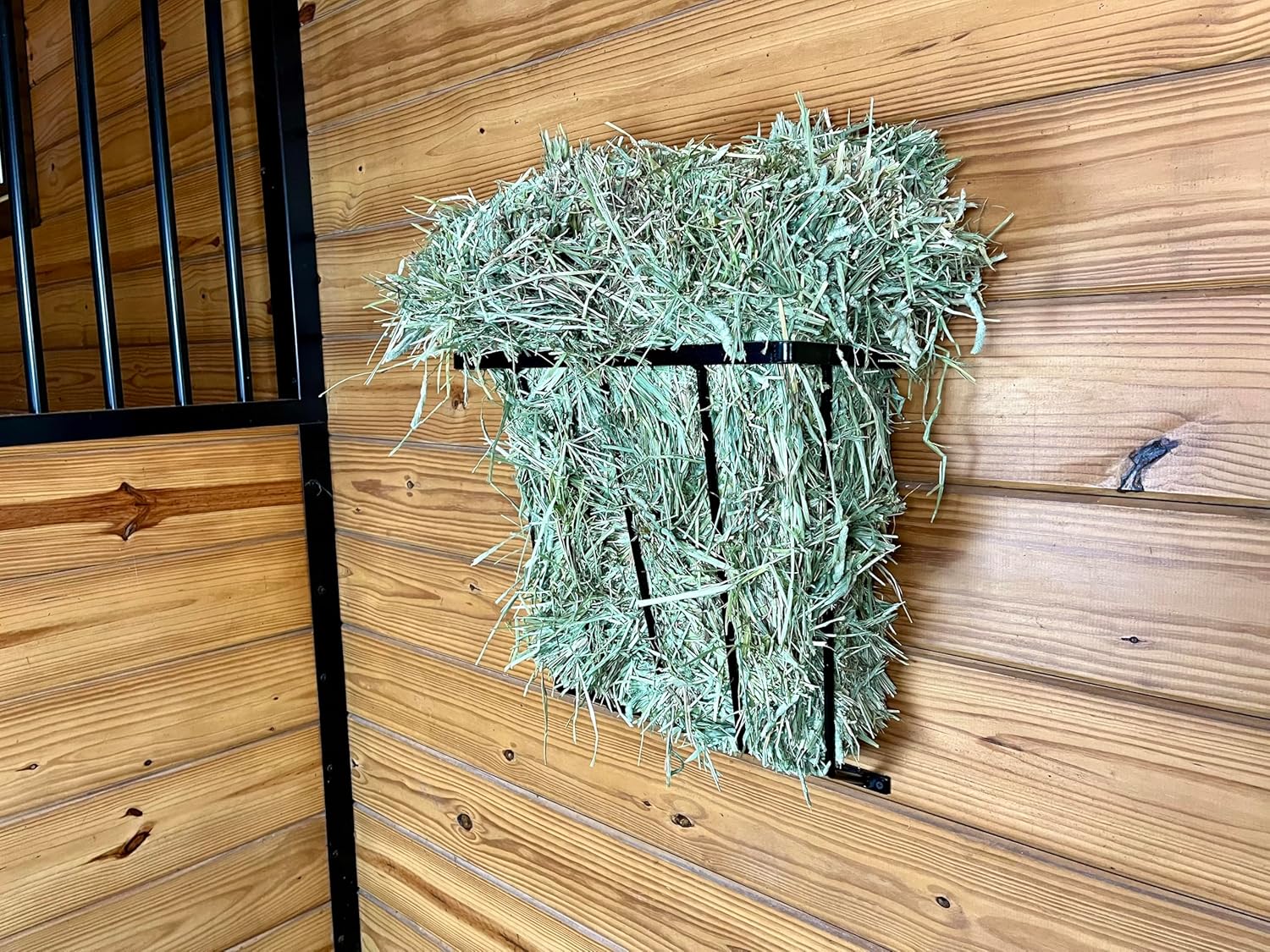 Heavy Duty Steel Wall Hay Rack by Dutch Ranch| Steel Hay Rack for Sheep, Goats & Livestock | Hay Feeder Wall Mount for Easy Hay Storage | Black Hay Rack for Blanket Storage | 18.5" Long | Made in USA