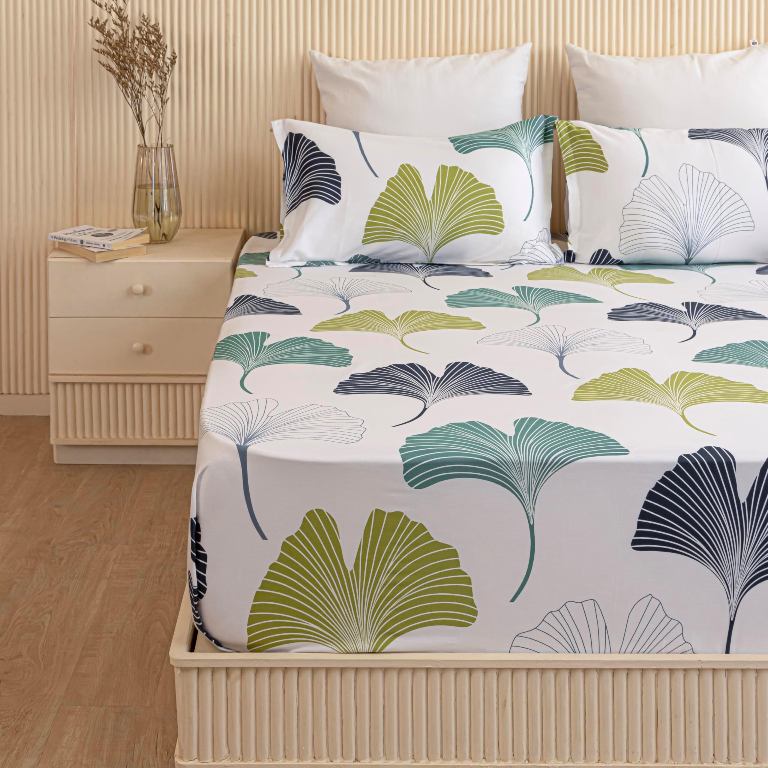 HOMEMONDE Premium Cotton 210 TC Flat Sheet Soft Breathable Leaf Printed Queen Bedsheets 90 x 100 Inch with 2 Regular 18 x 28 Size Pillow Covers, Blue and Green - 228 x 254 CM
