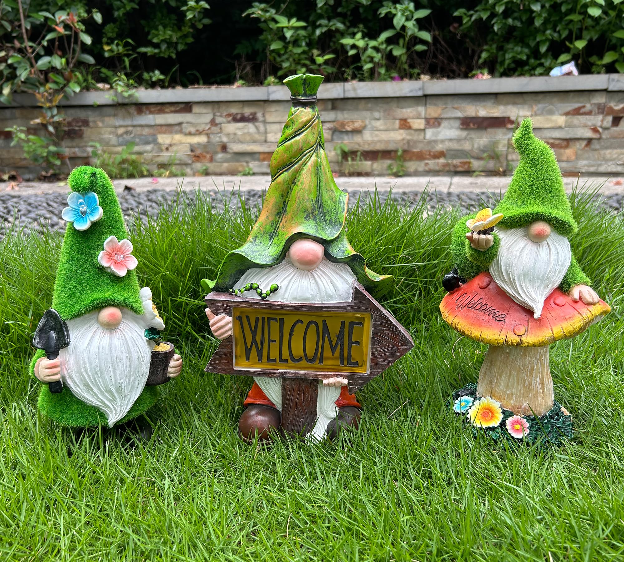 1pcs Large Solar Garden Gnomes Statues Decorations for Yard (Random Delivery)