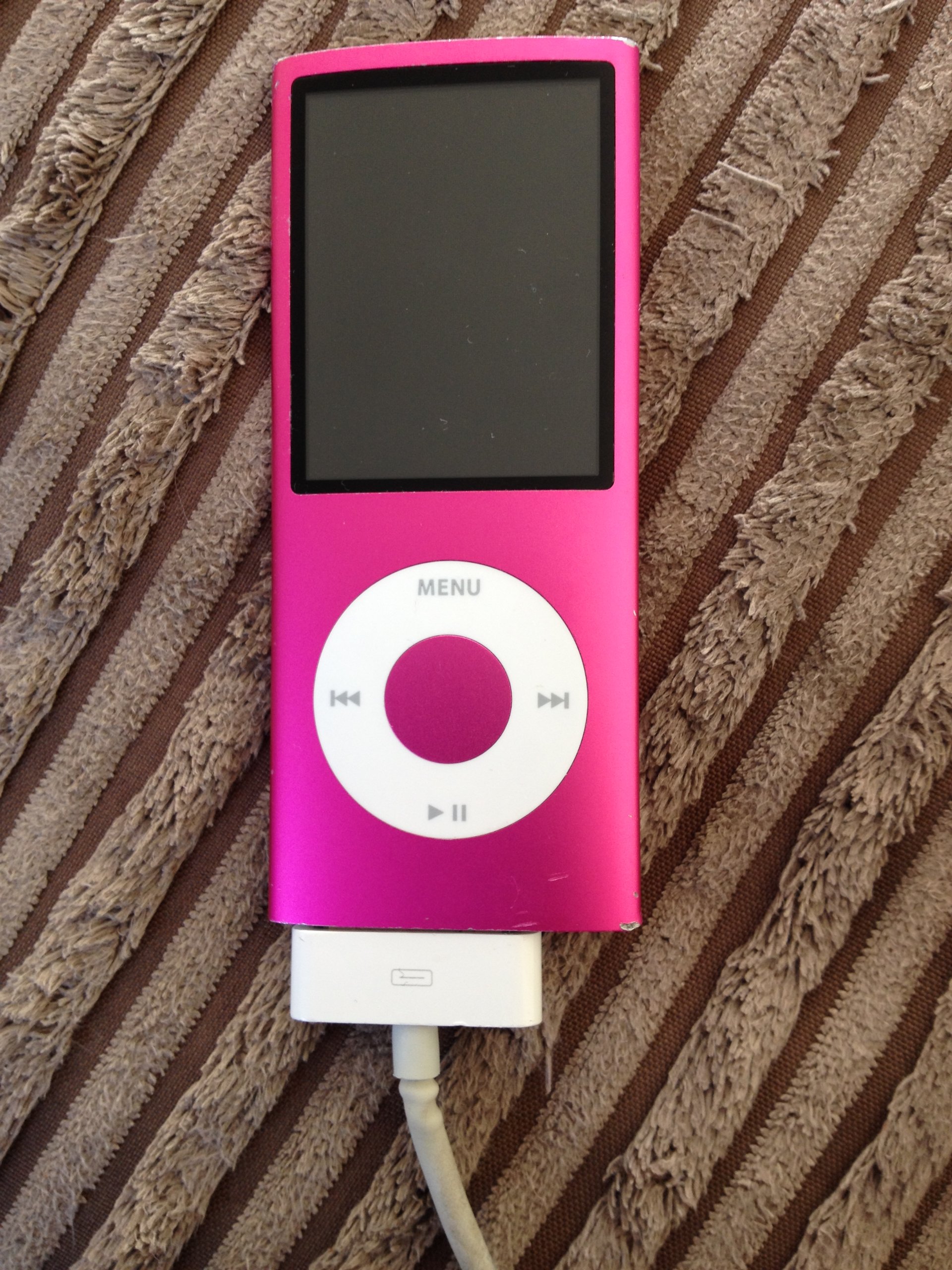 Apple iPod nano 8GB - Pink - 4th Generation