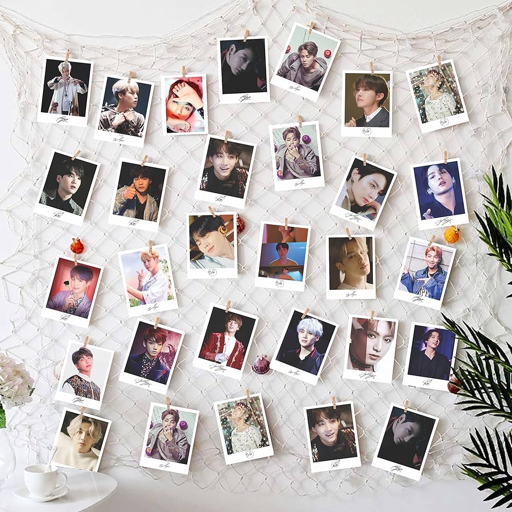 BTS アルバム グッズ まとめ売り 3 BTS CDアルバム＆グッズまとめ売り(トレカあり)