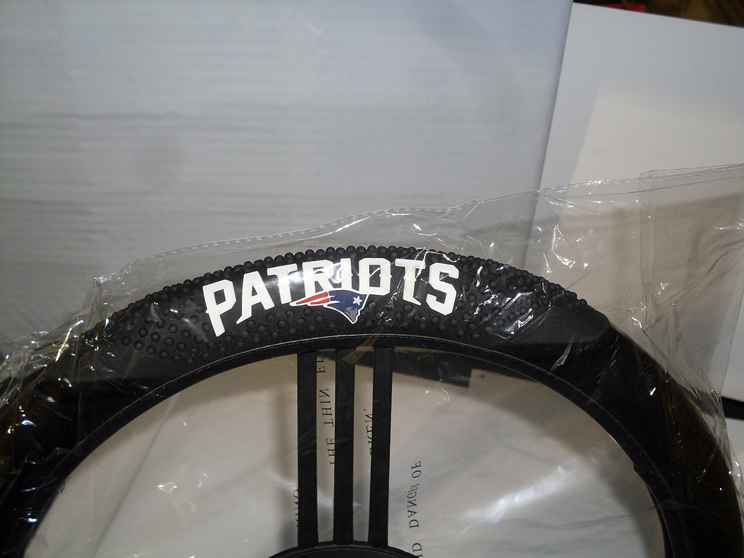 Fremont Die NFL Massage Grip Steering Wheel Cover