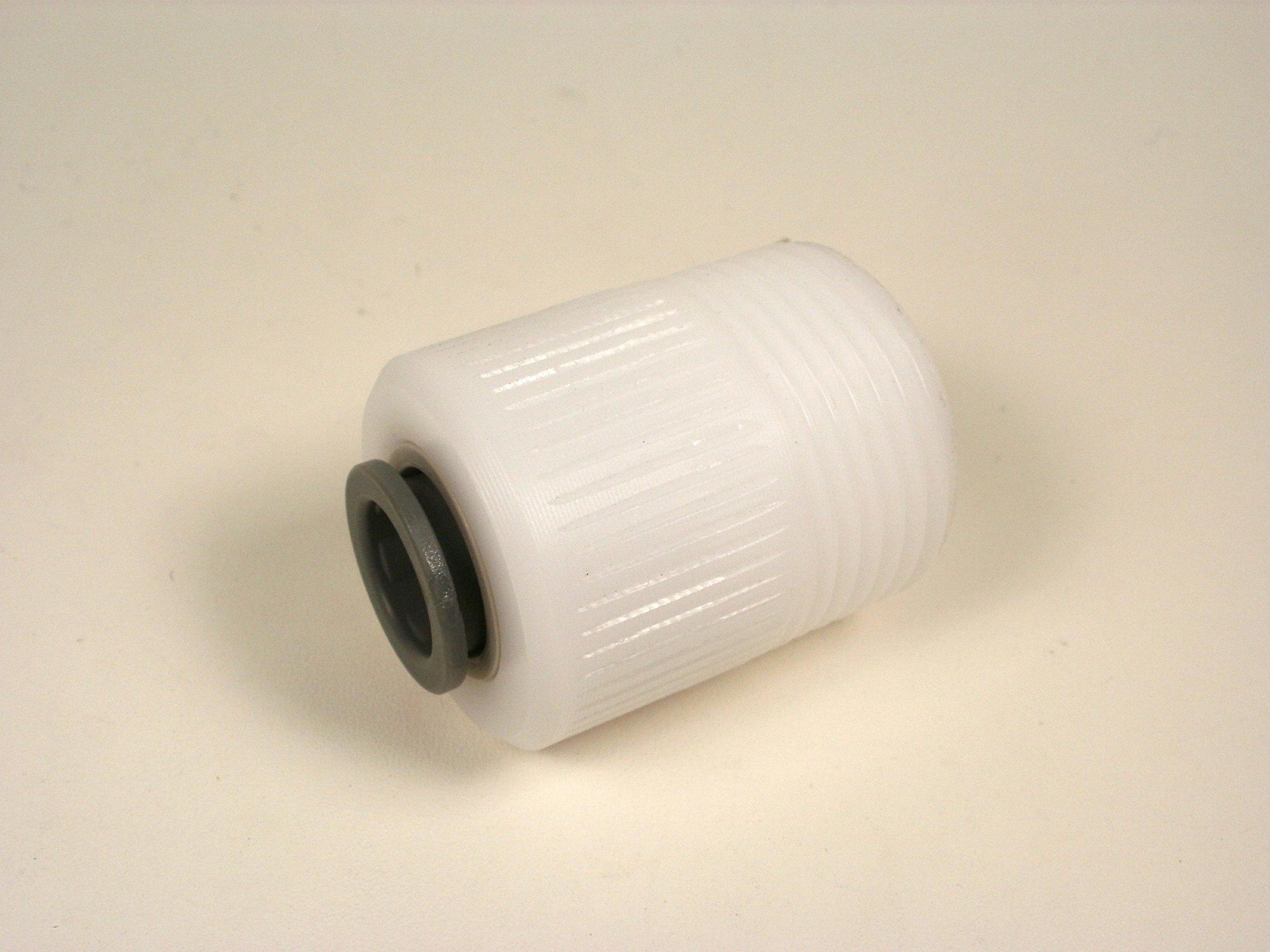 3/4" BSP Male x 3/8" Push Fit Adapter (John Guest) in Delrin