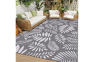 Outdoor Straw Area Rug Mat with Waterproof Design: Elevate Your Outdoor Spaces