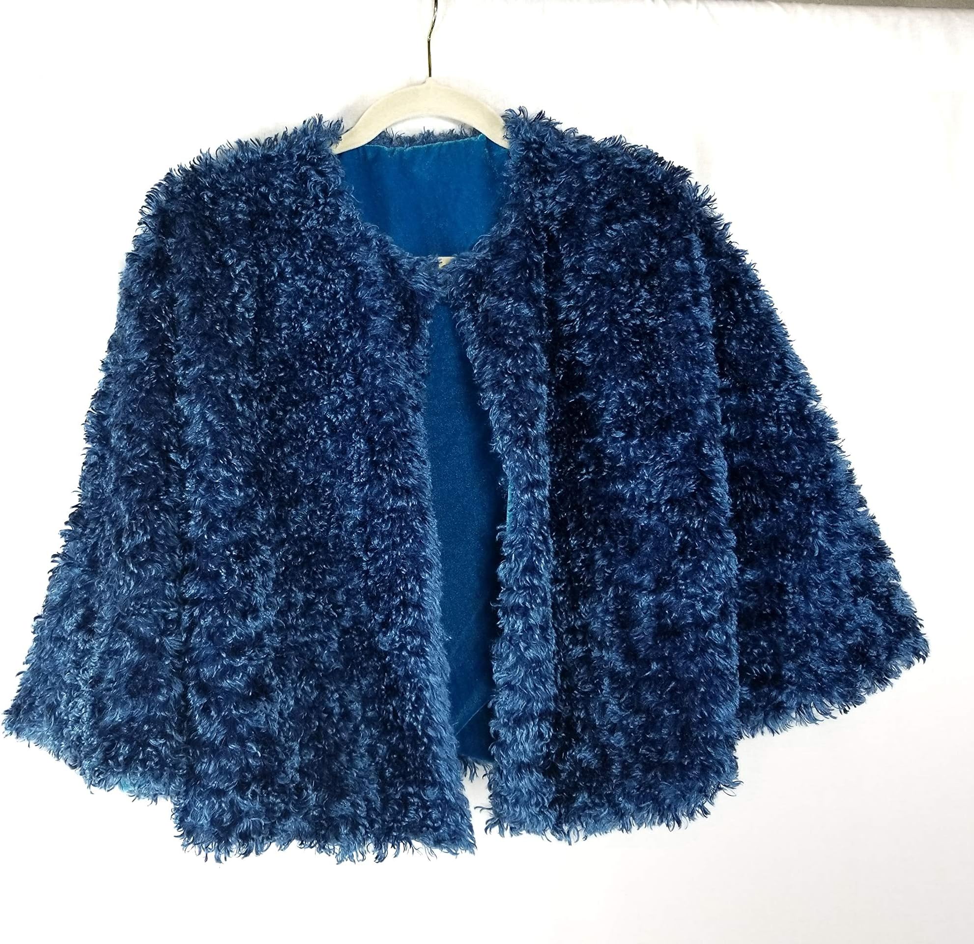 Ladies Cape Faux Fur Blue