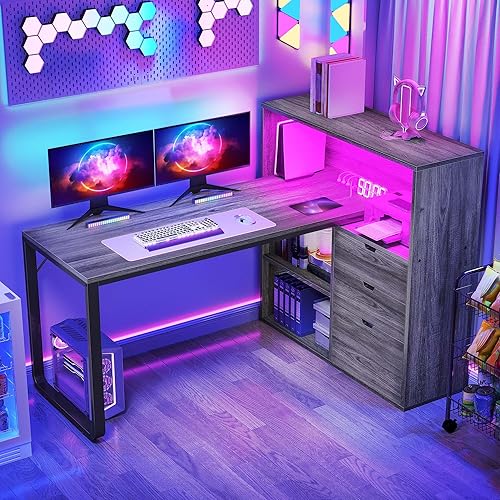 DWVO - Escritorio en forma de L con cajones, escritorio de esquina para computadora de 55" con estante, tomas de corriente y luces LED, escritorio