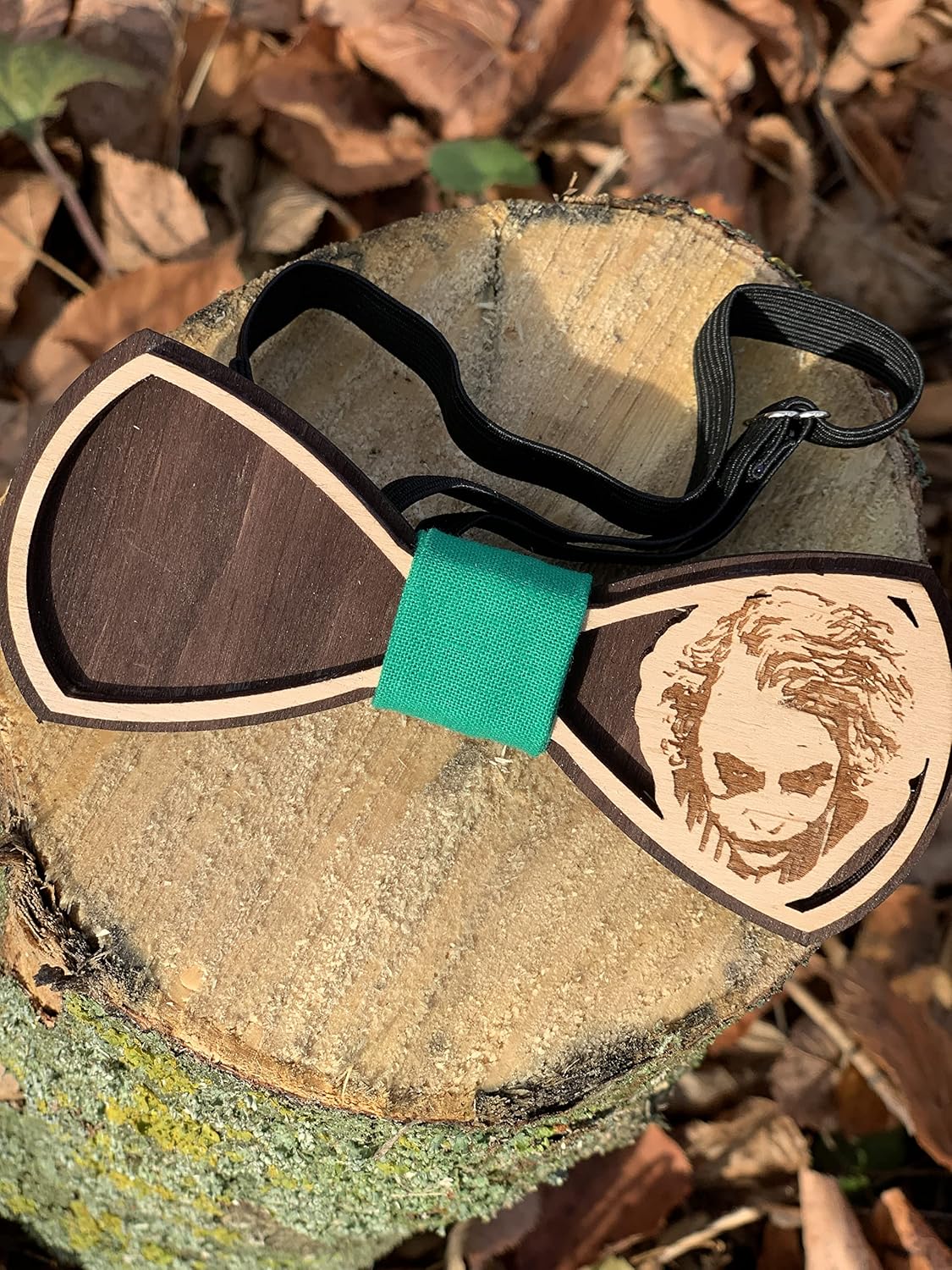 Mens Wooden Bow Tie for Halloween Party Costume Mask Cartoon Design Holiday Wood Bowties for Men and Boys Jock Green