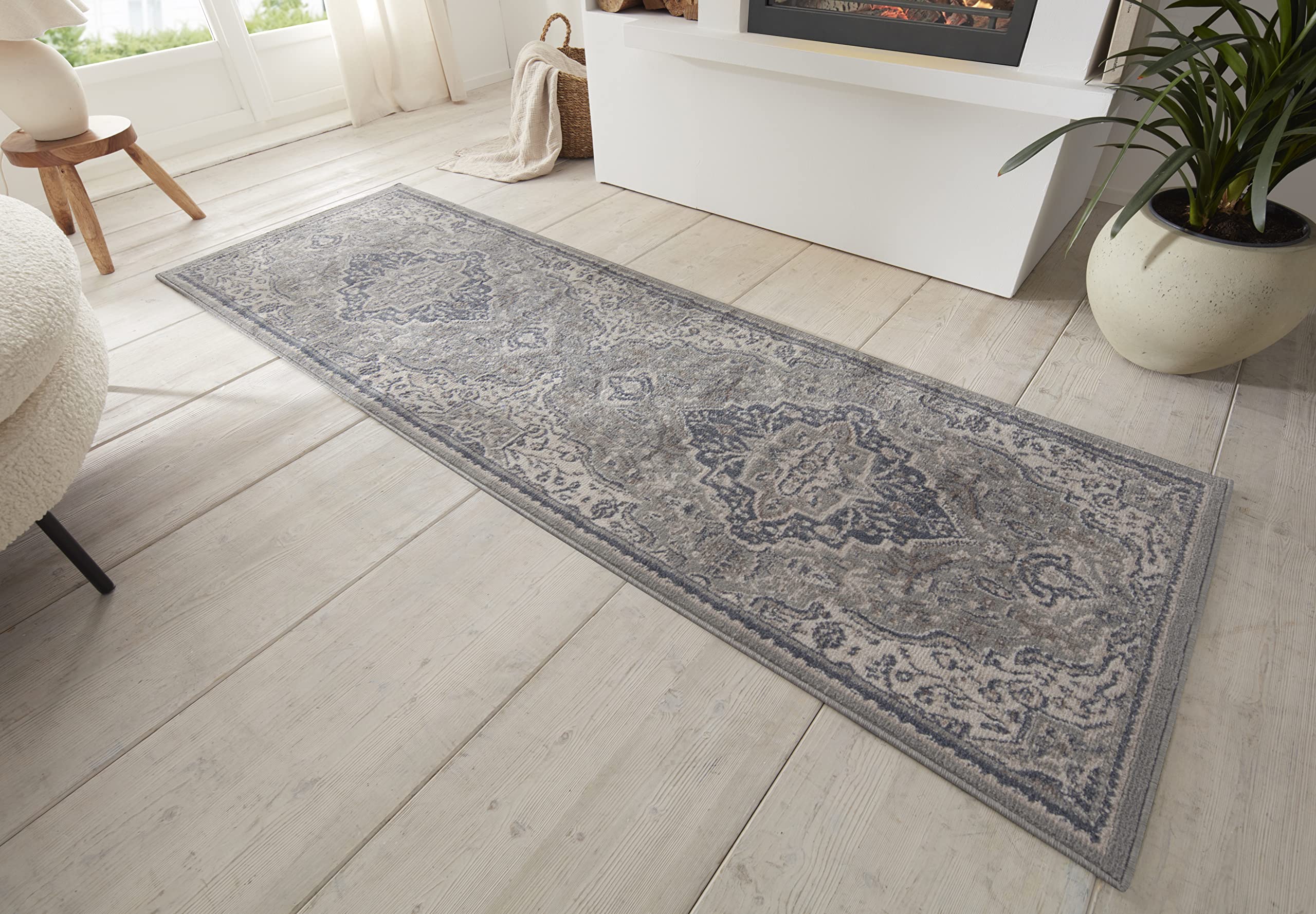 The Rugs Unisex Mid Grey Terrain Designer Shortpile Rug Durable Medallion Polypropylene Rug In | Size: 80Cm X 200Cm