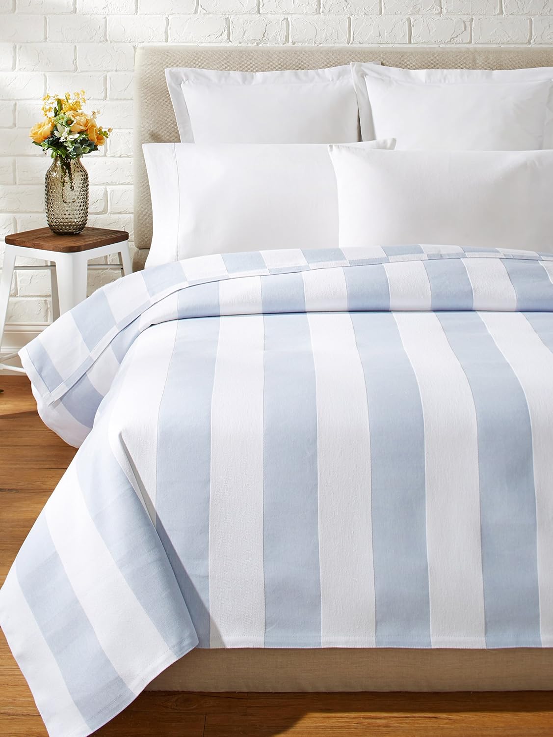 Belle ?ëpoque Barrado Stripe Coverlet, Blue, Queen