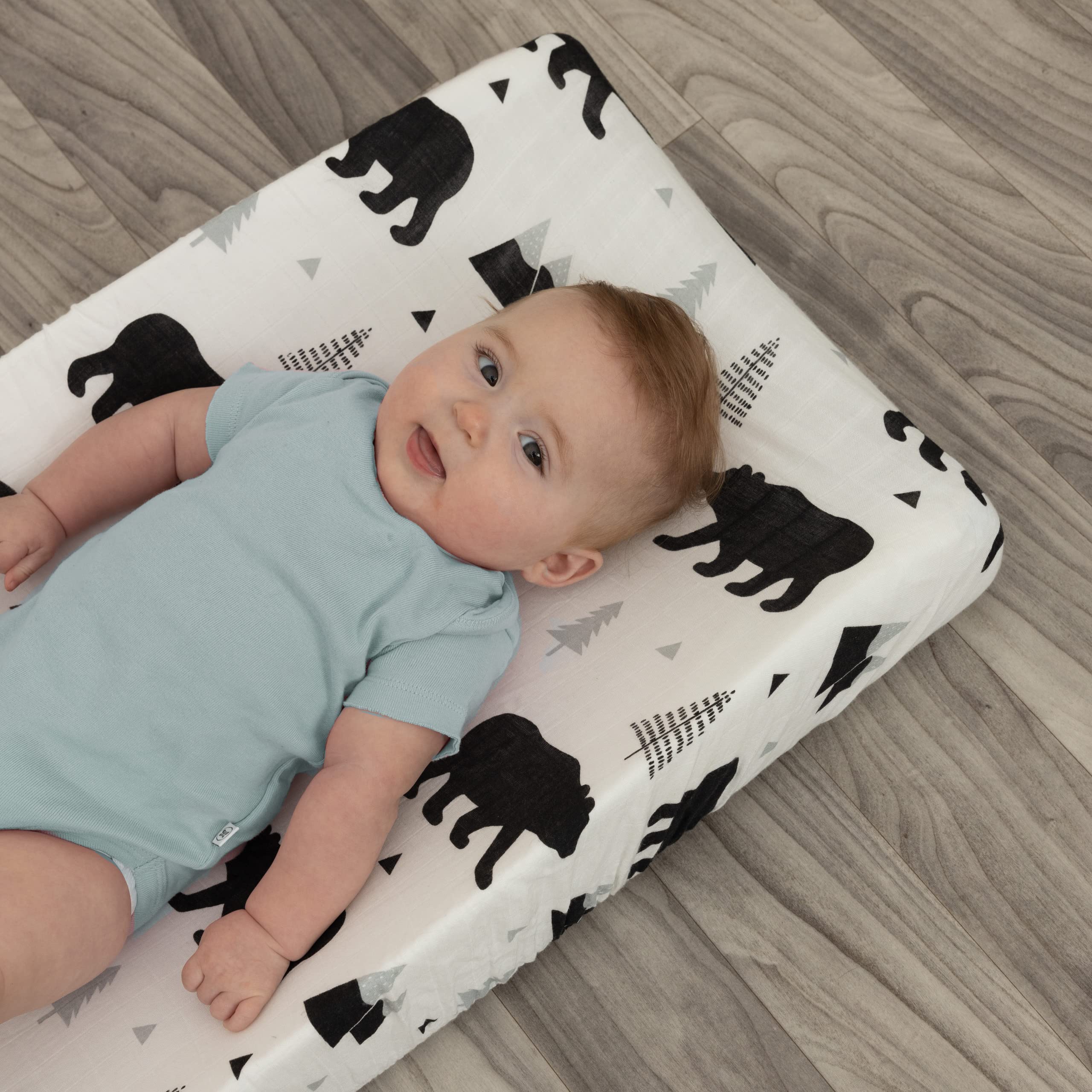 Funda para cambiador de bebé orgánica, funda para cambiador de muselina para niños, algodón orgánico suave y bambú, bosque de oso bebé, 16 x 32 pulgadas 2