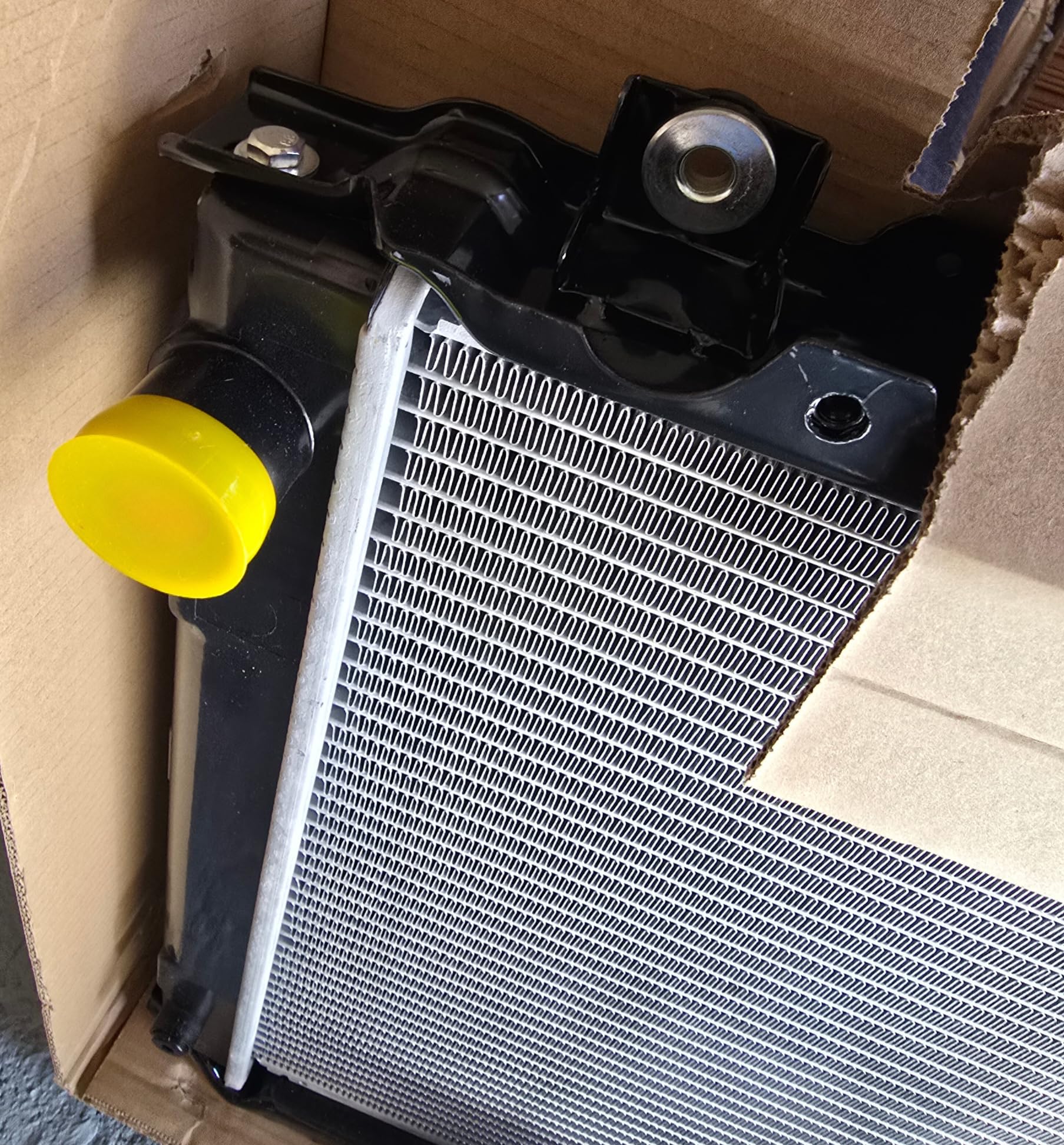 Radiador de motor compatible con Nissan Patrol K260 RD28T + RD28 – radiador de agua refrigerante