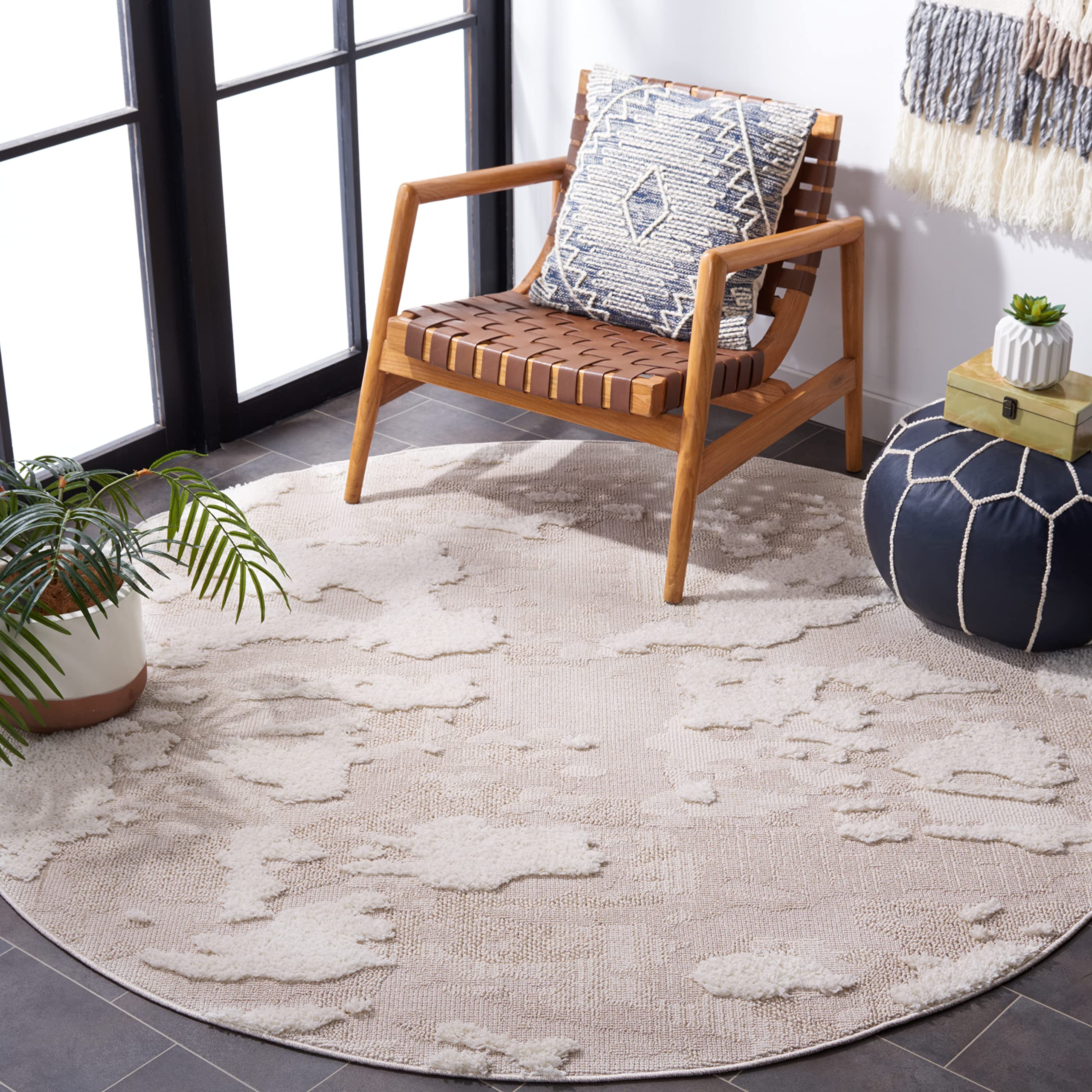 SAFAVIEH Trends Collection Accent Rug - 3' Round, Beige & Ivory, Non-Shedding & Easy Care, 1.2-inch Thick, Ideal for The Living Room, Dining Room, Bedroom (TRD100B-3R)