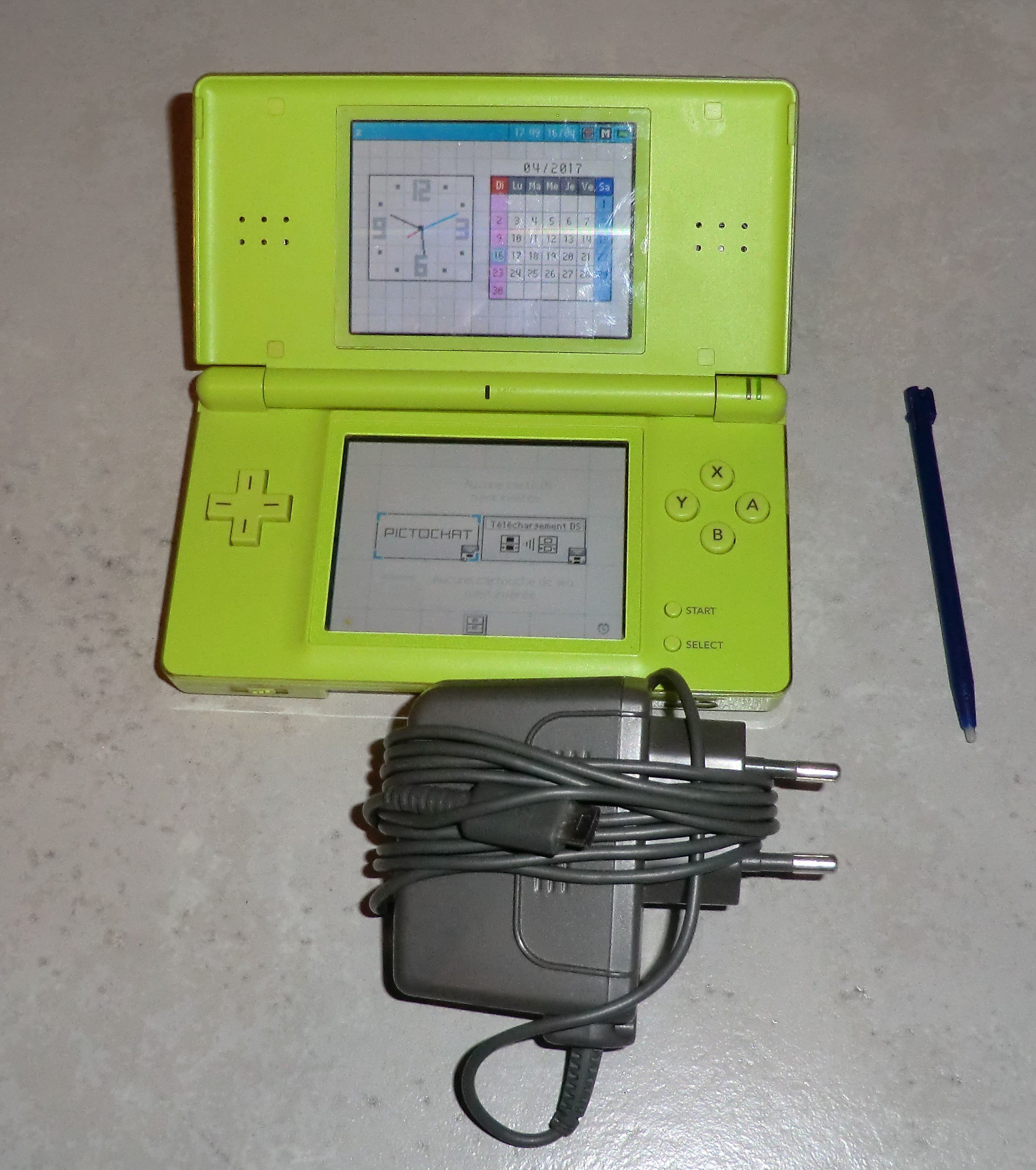 Nintendo DS lite grün : Amazon.nl: PC & Video Games