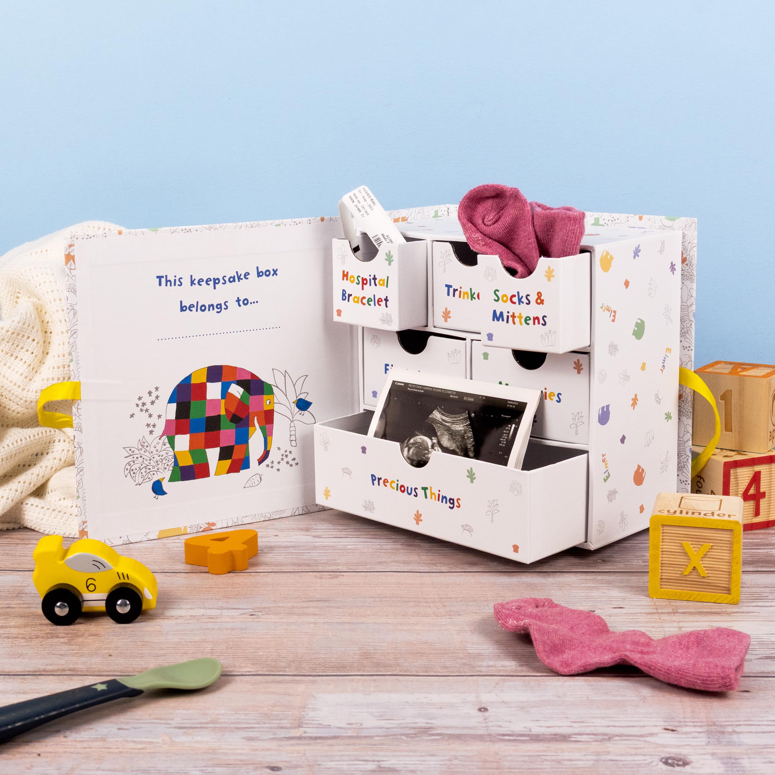 Elmer - Scatola dei ricordi per neonati, con 6 cassetti, per ricordi di neonati, regalo per bambini, con chiusura a nastro, regalo con licenza ufficiale