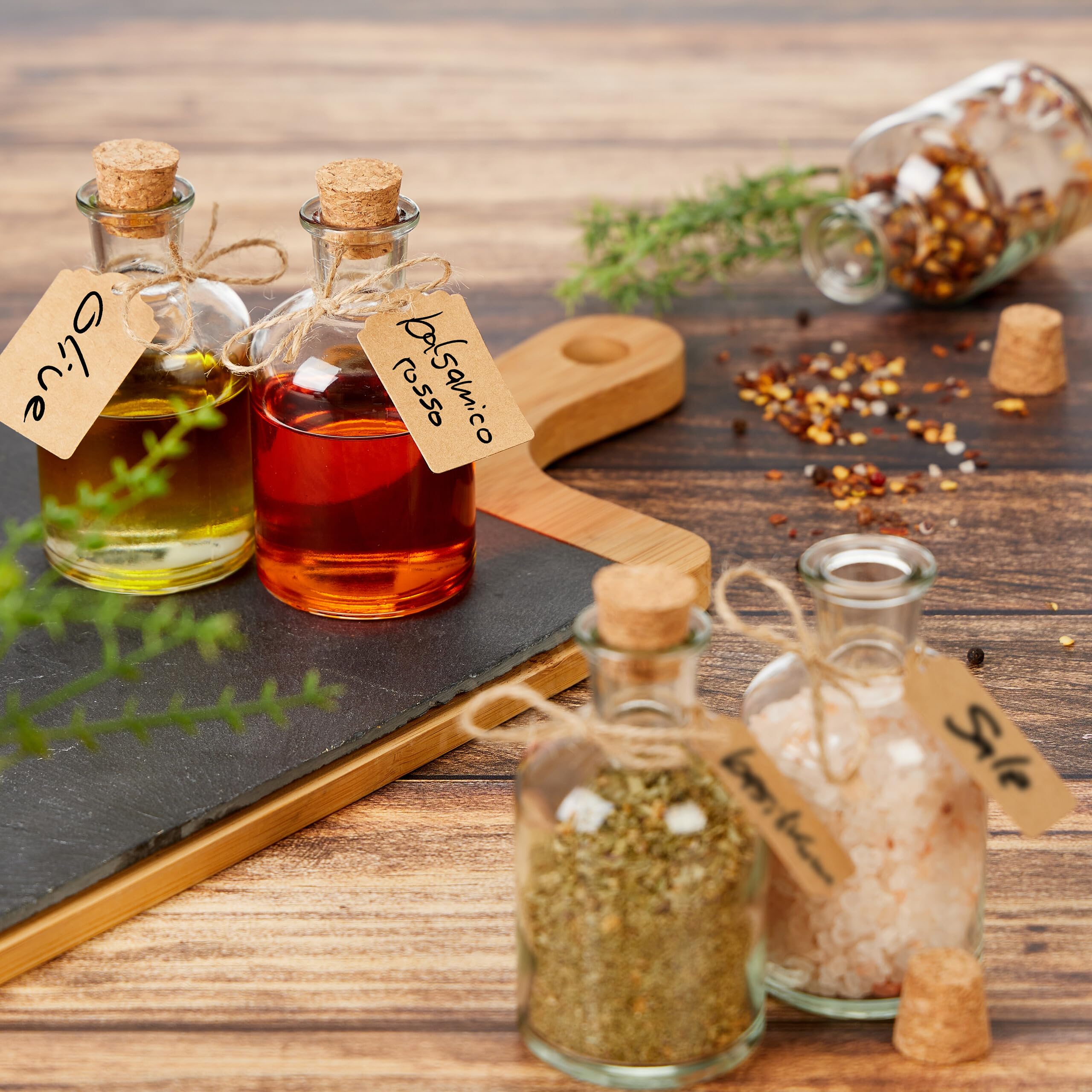 Relaxdays Mini Bouteilles, Lot de 24, Petites fioles, Bouchon de liège, 125ml, à remplir, étiquettes, Transparent/Nature